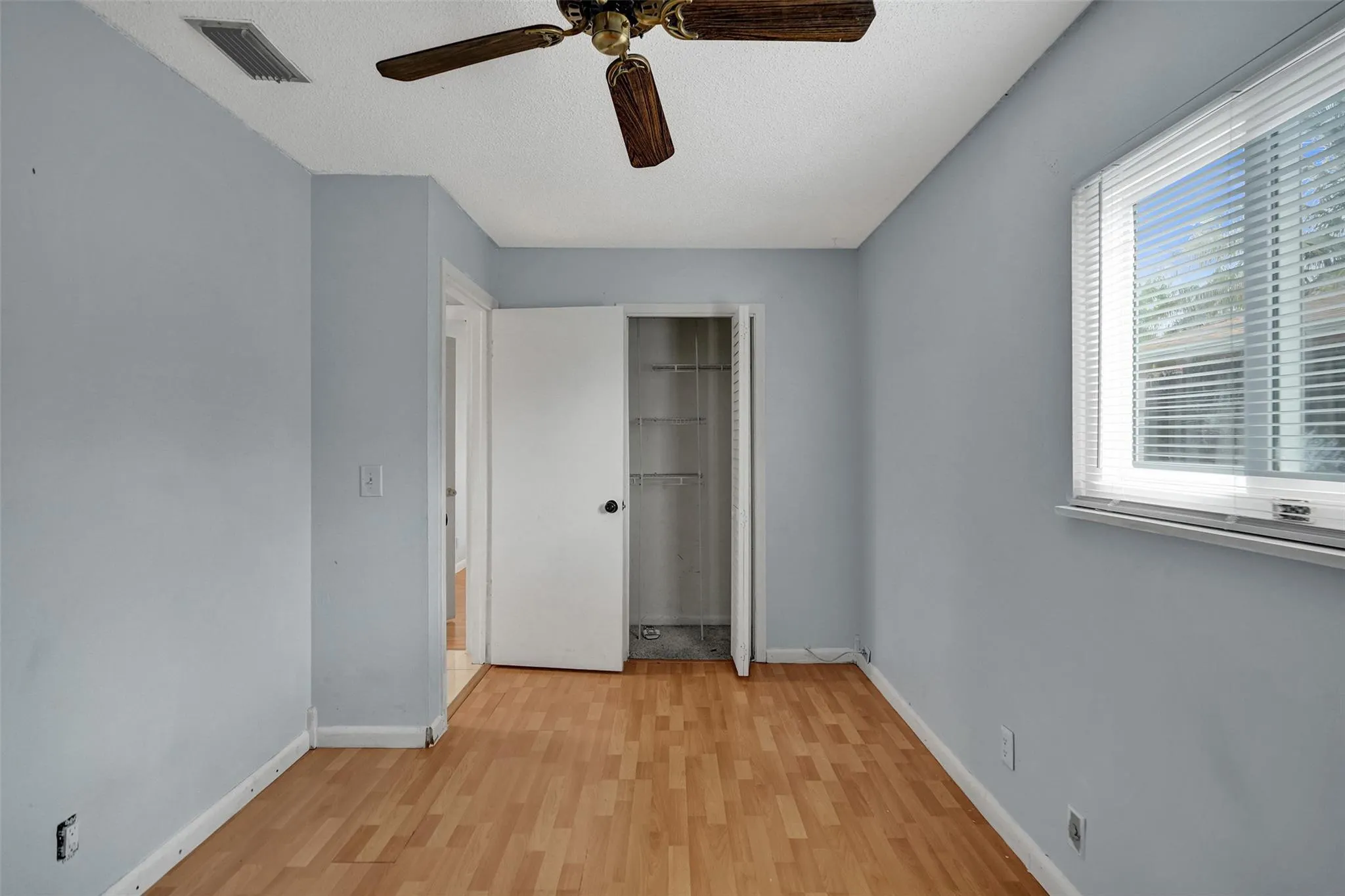 521 SW 83rd Ave