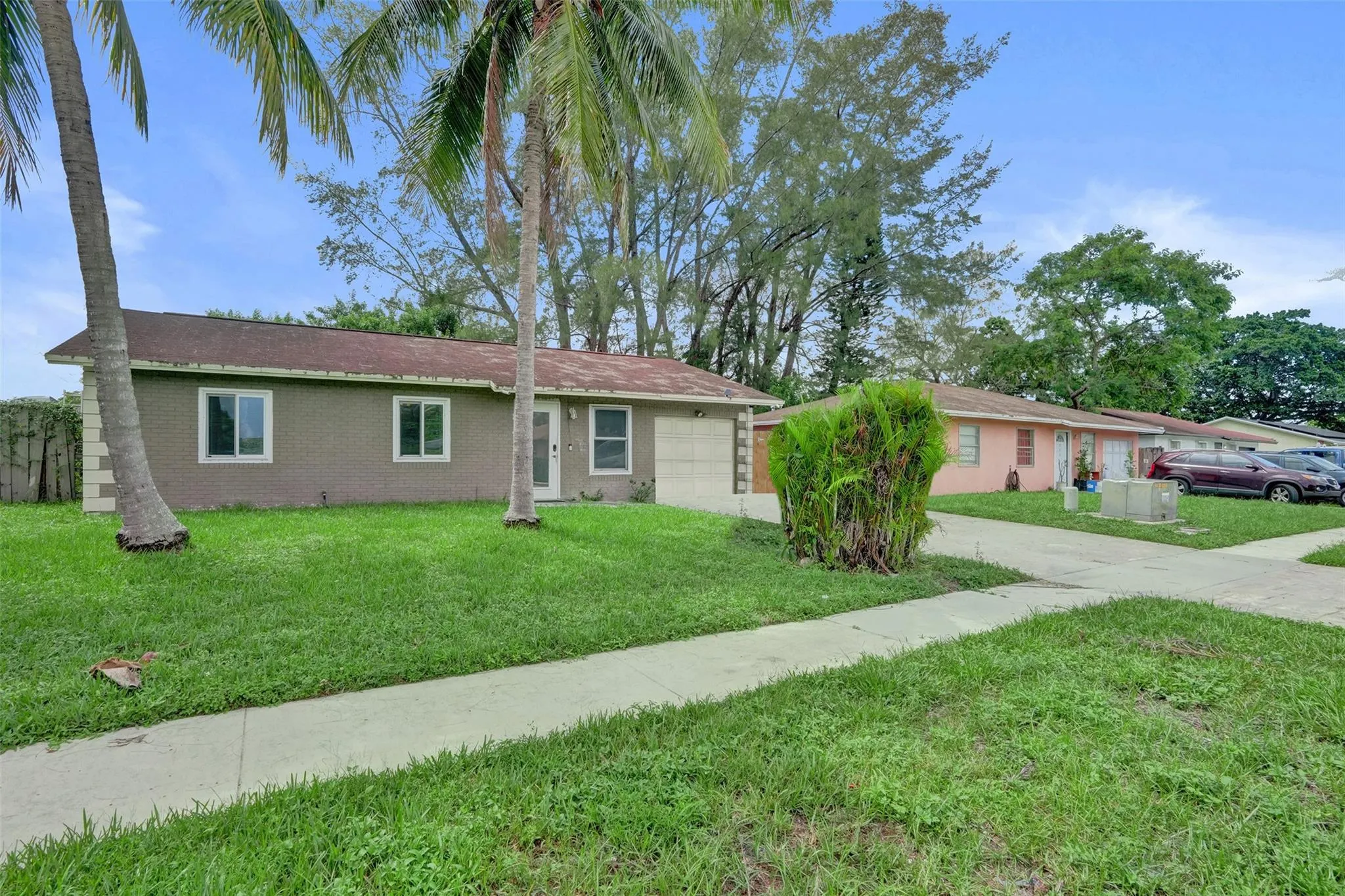521 SW 83rd Ave