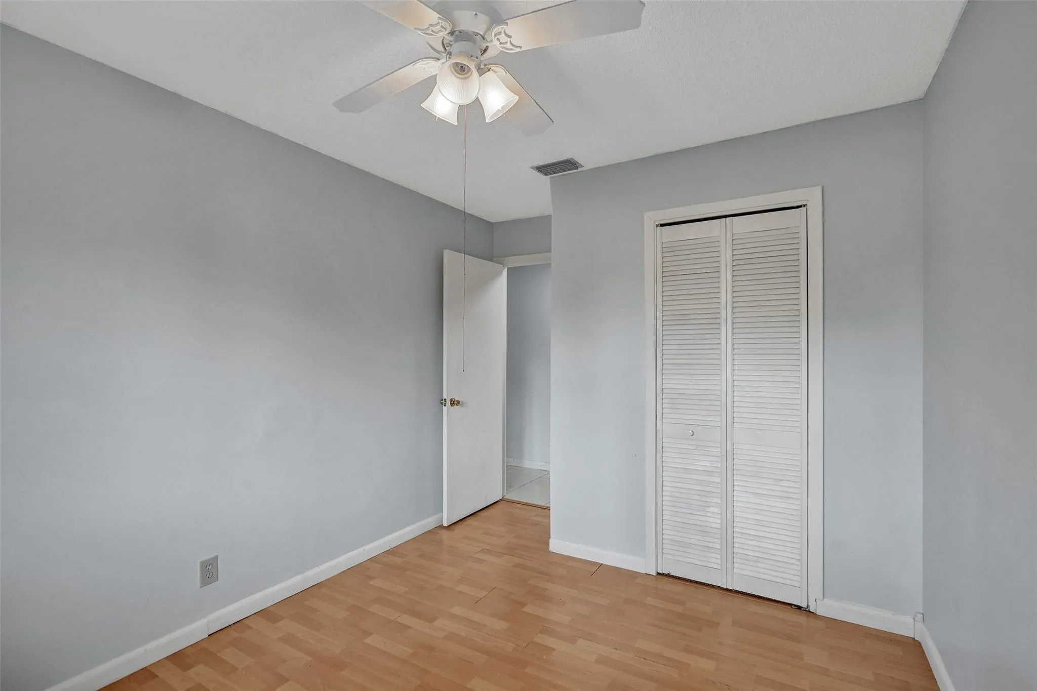 521 SW 83rd Ave