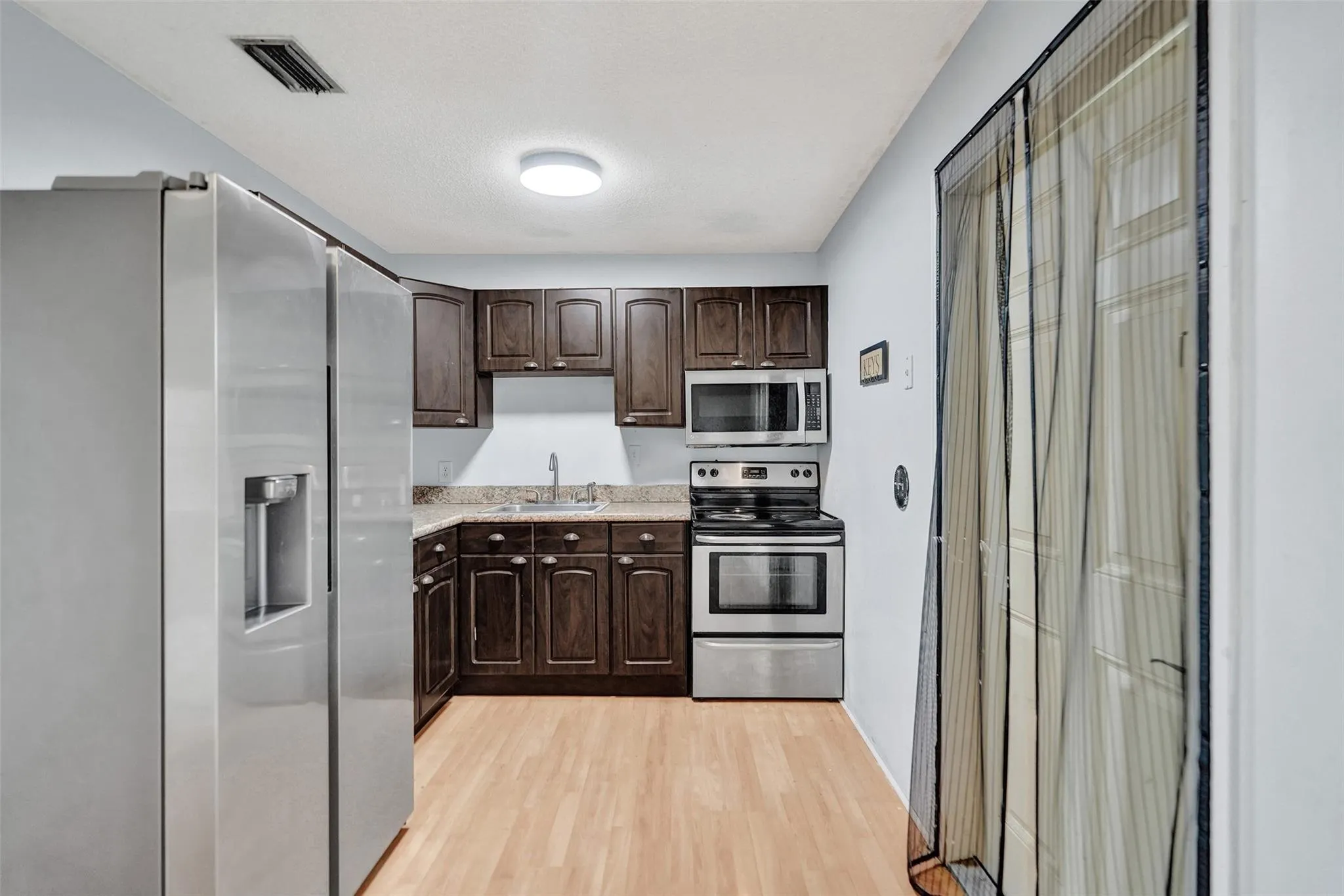 521 SW 83rd Ave