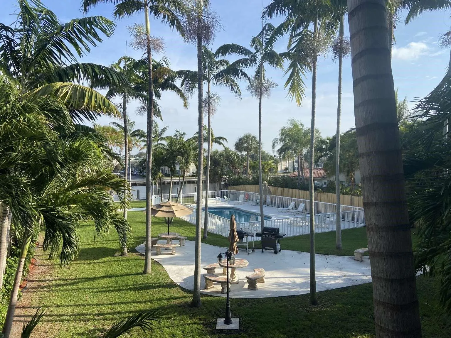6540 NE 18th Ave, #305