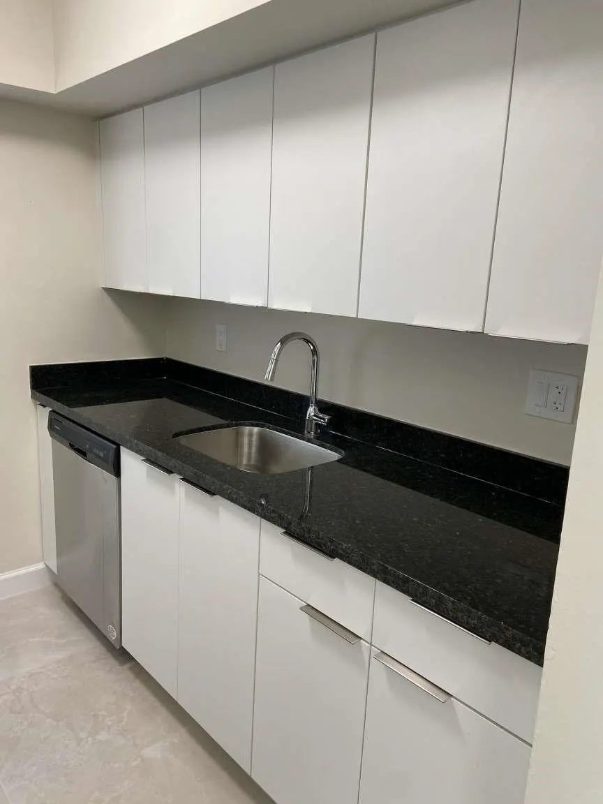 6540 NE 18th Ave, #305