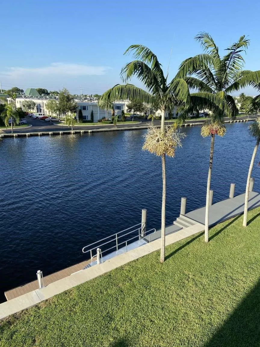 6540 NE 18th Ave, #305