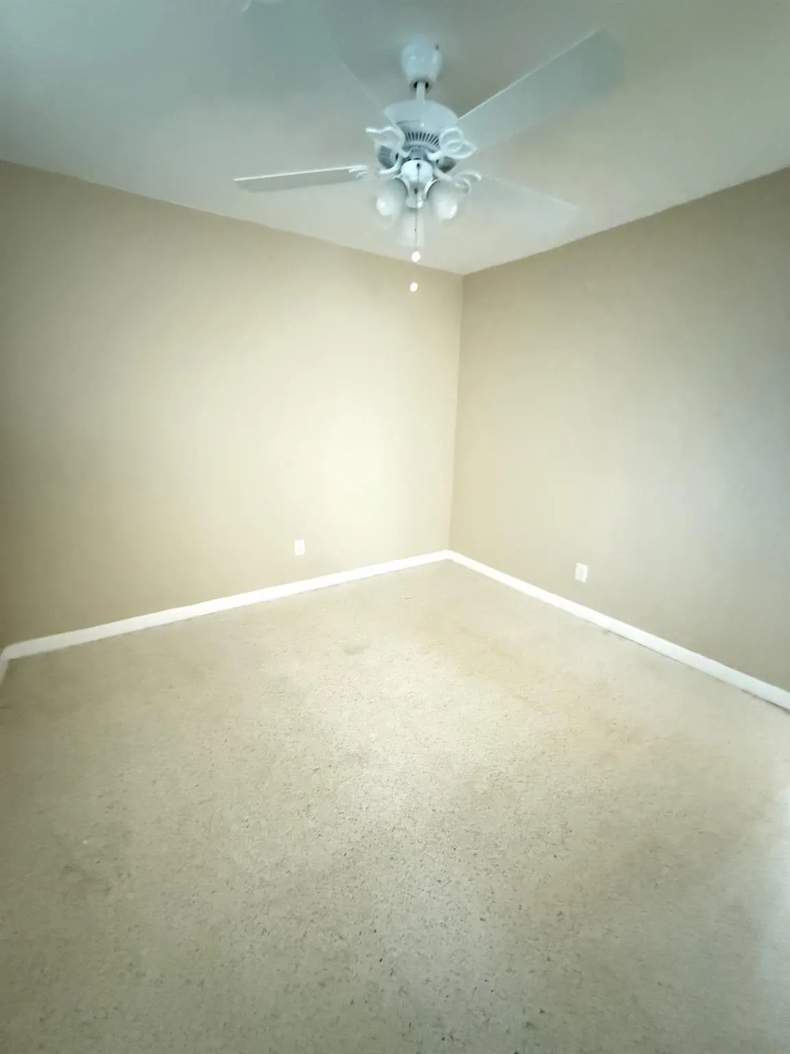 835 NE 18th Ct