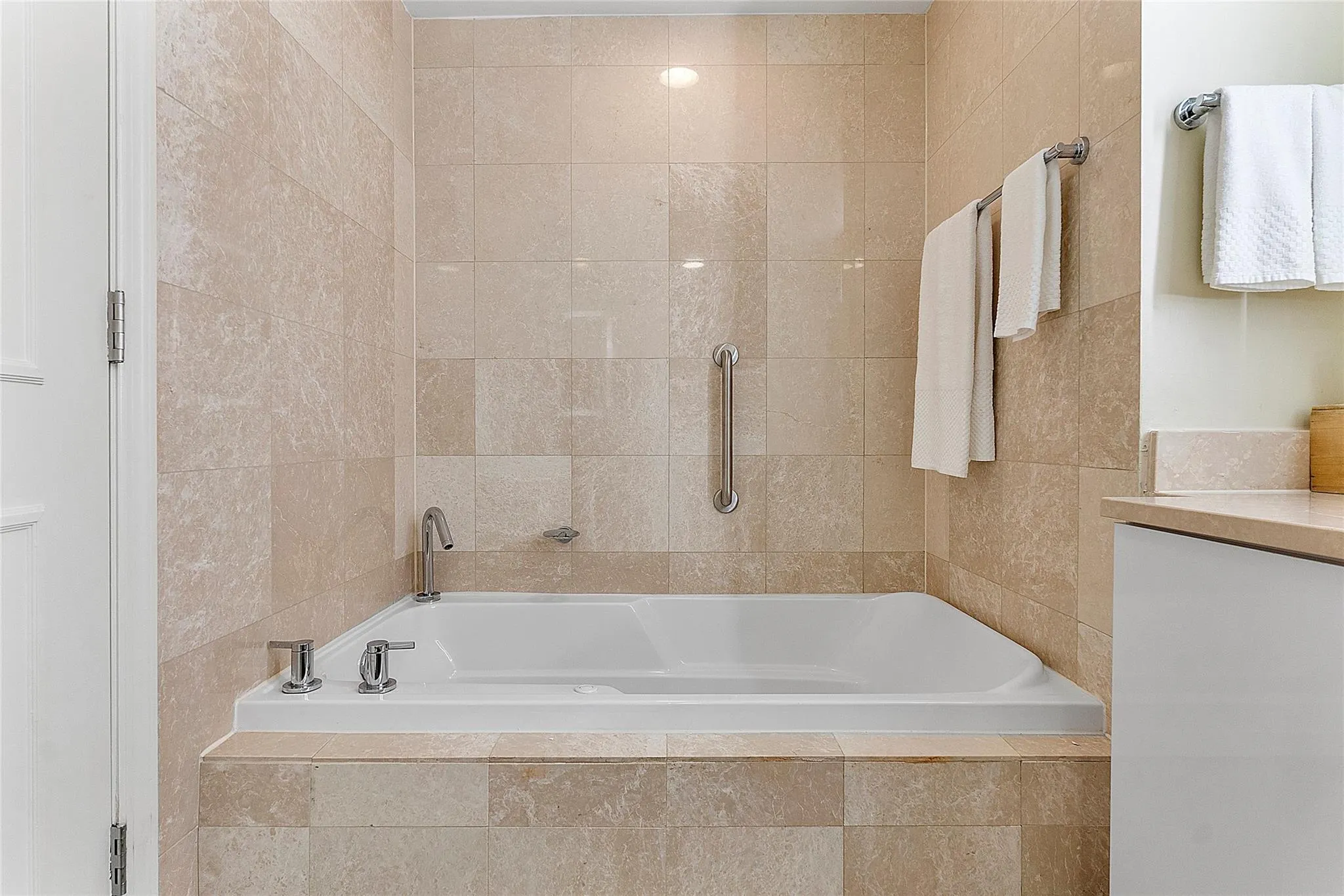 505 N Fort Lauderdale Beach Blvd, #1908