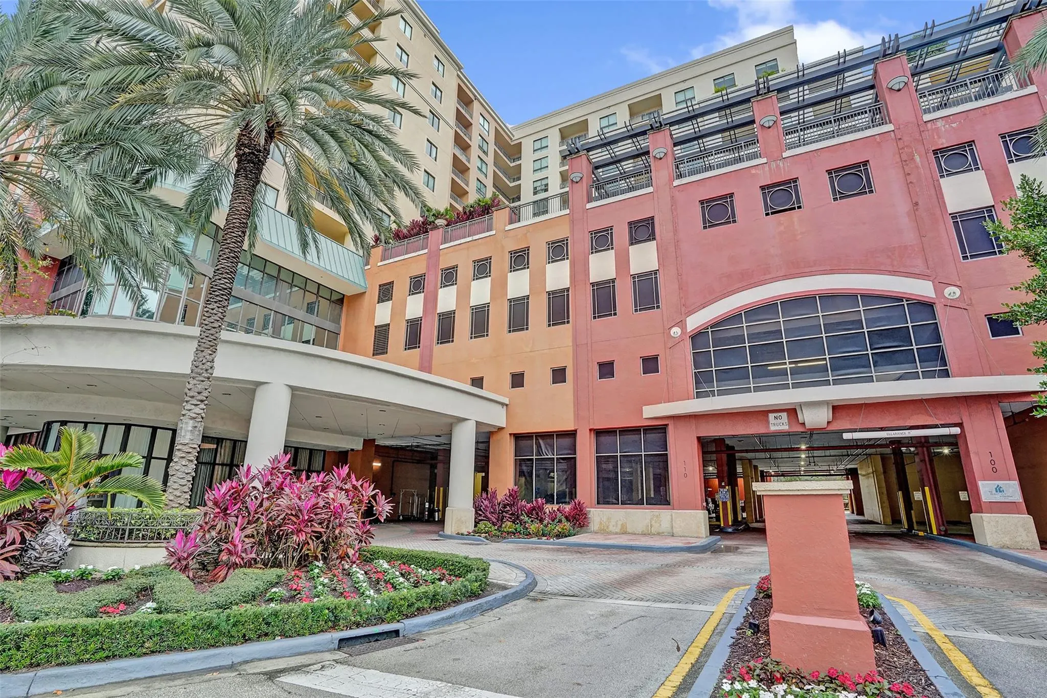 100 N Federal Hwy, #628