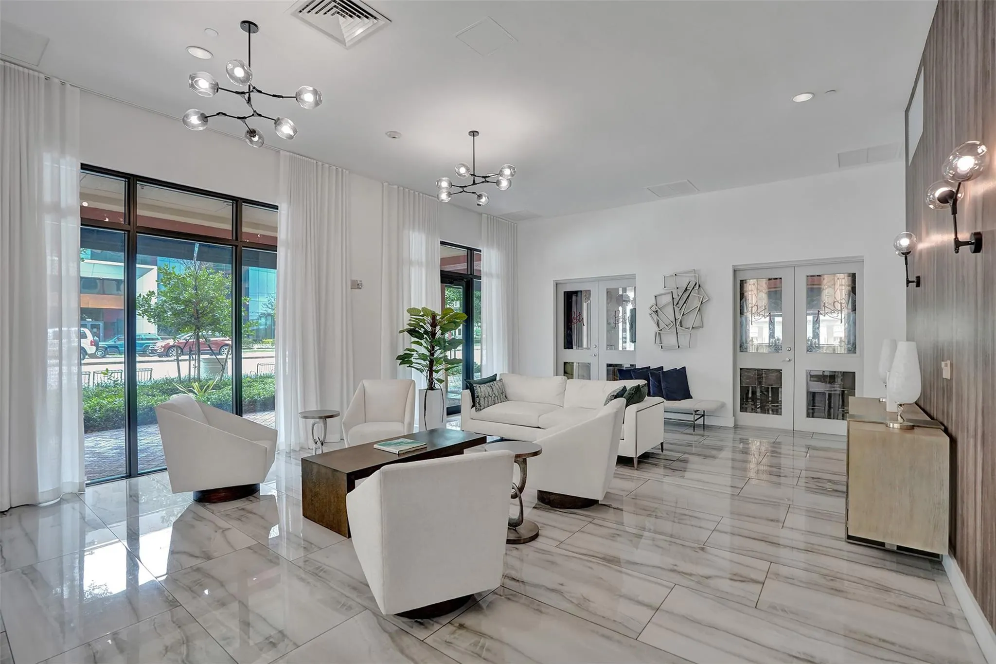 100 N Federal Hwy, #628