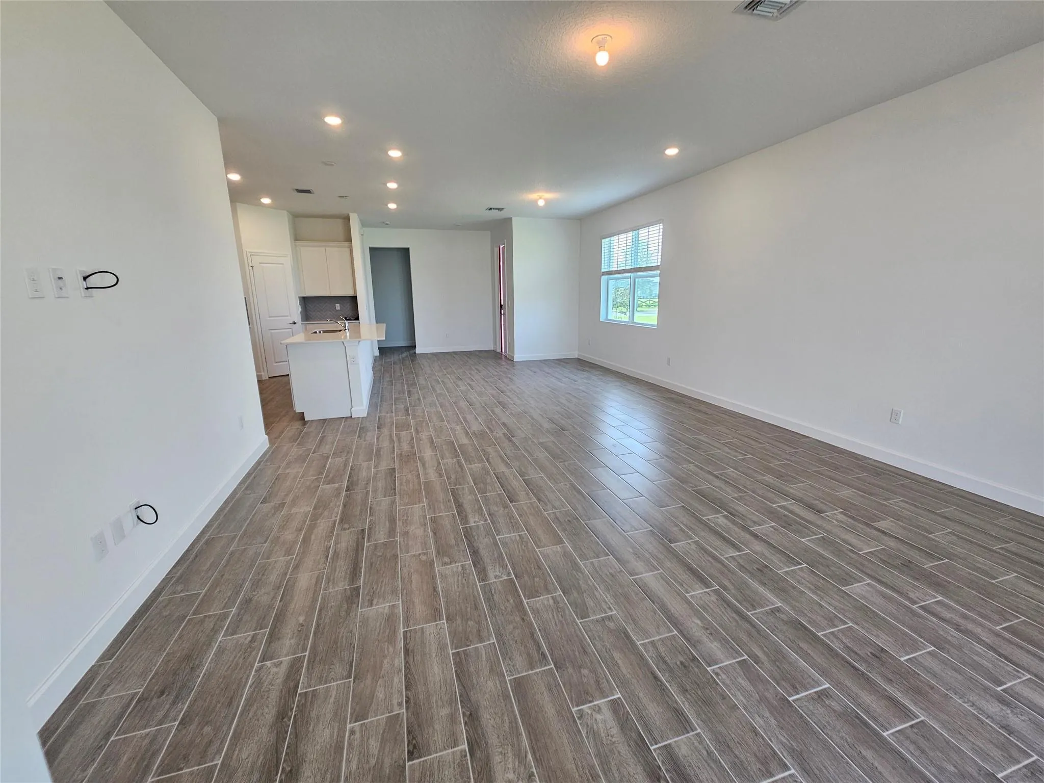 1657 Whistlegrass Ln