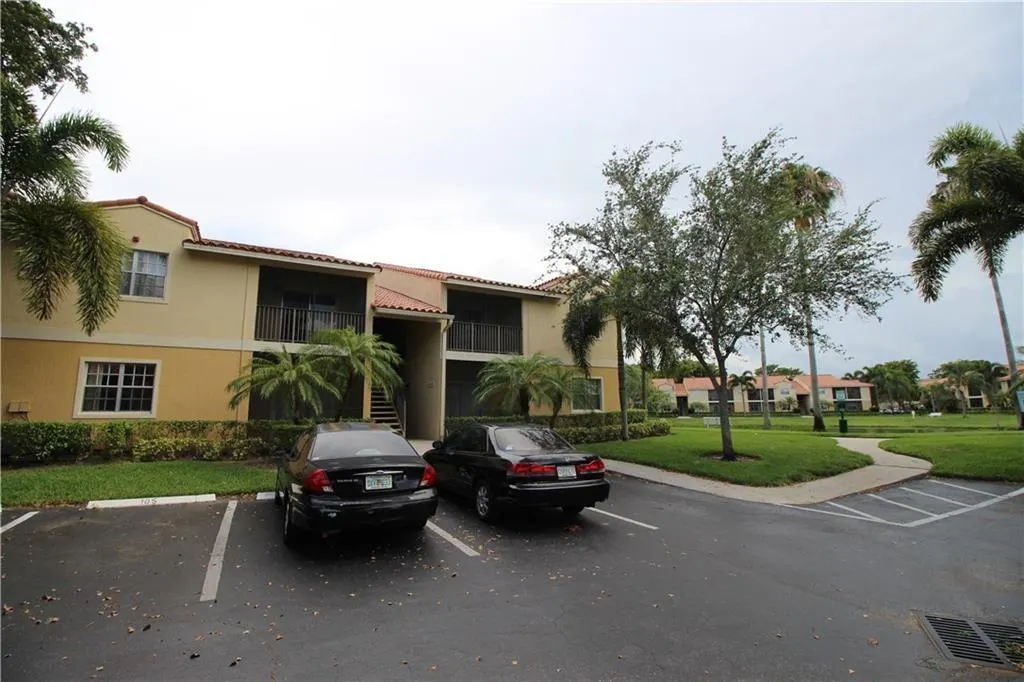 1281 SW 46th Ave, #2515