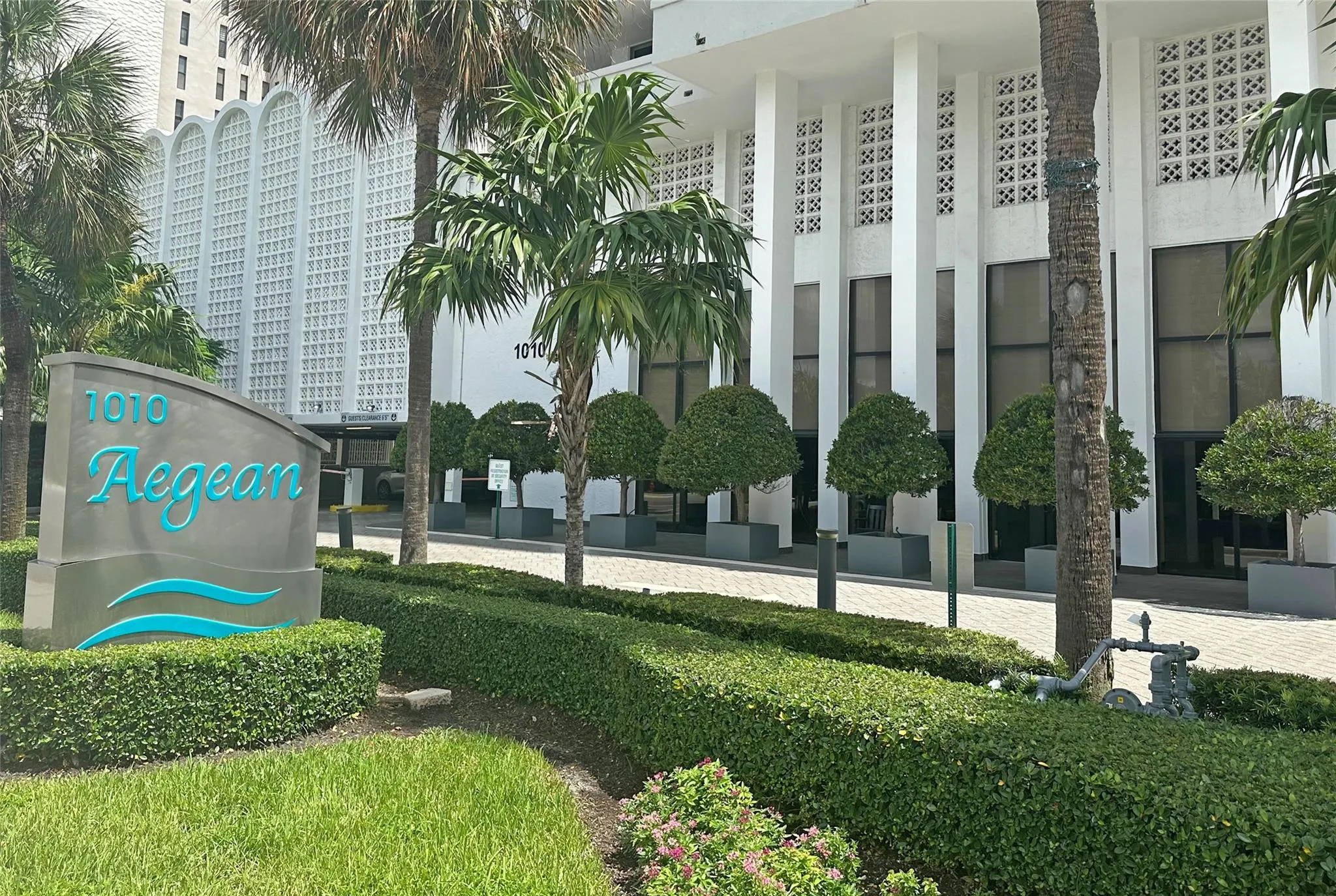 1010 S Ocean Blvd, #504