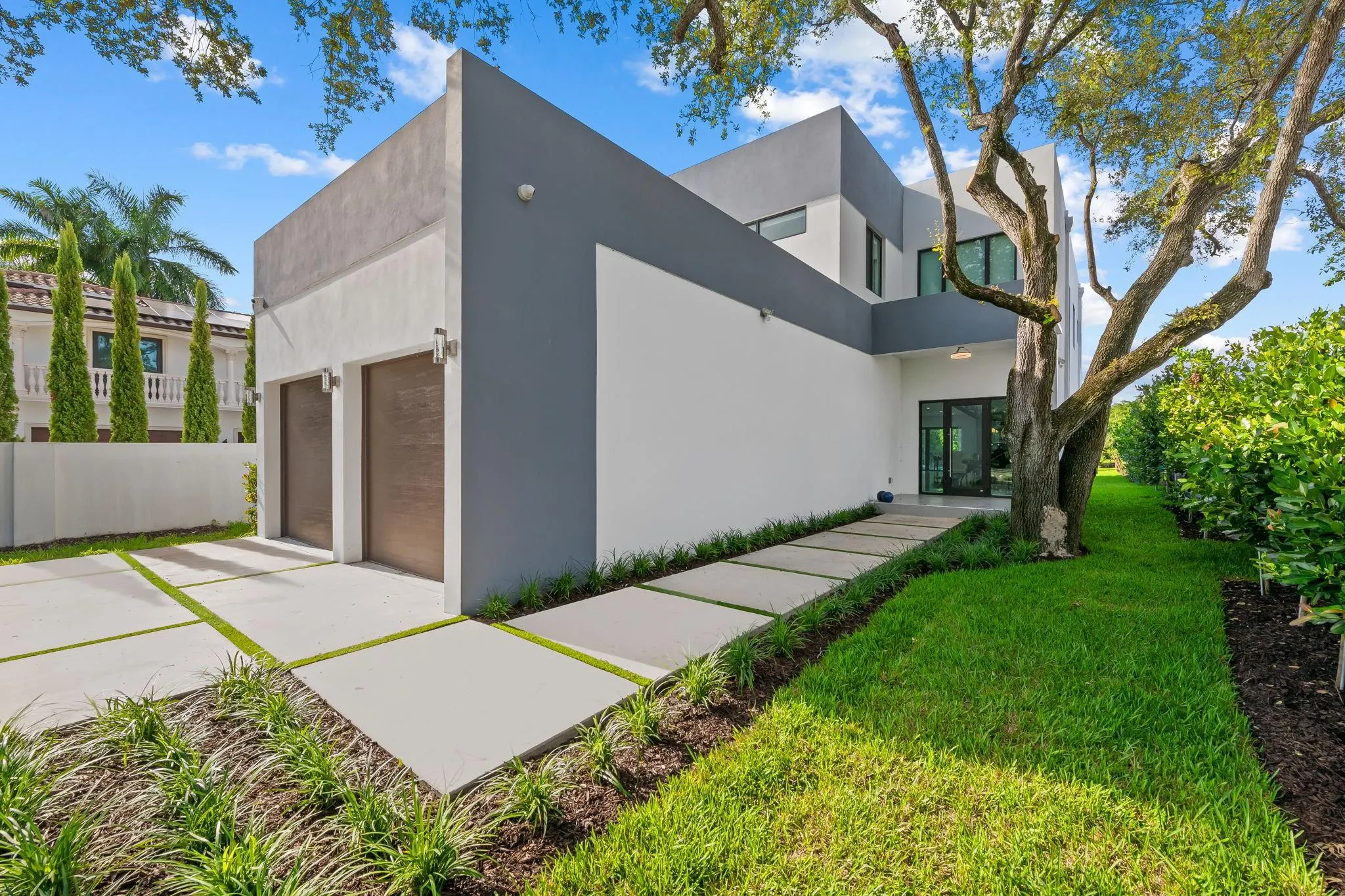 1407 SW 5th Ct