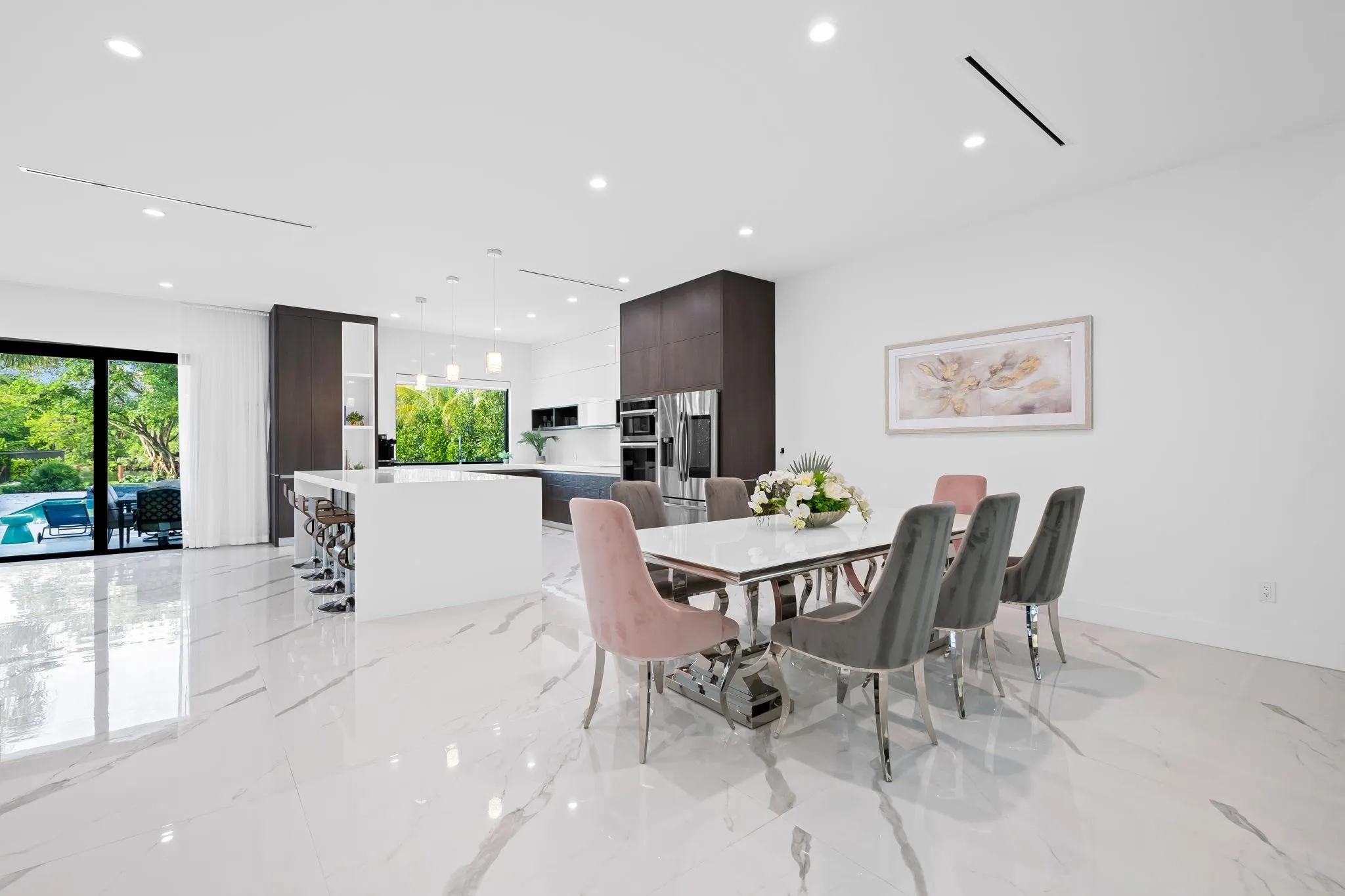 1407 SW 5th Ct