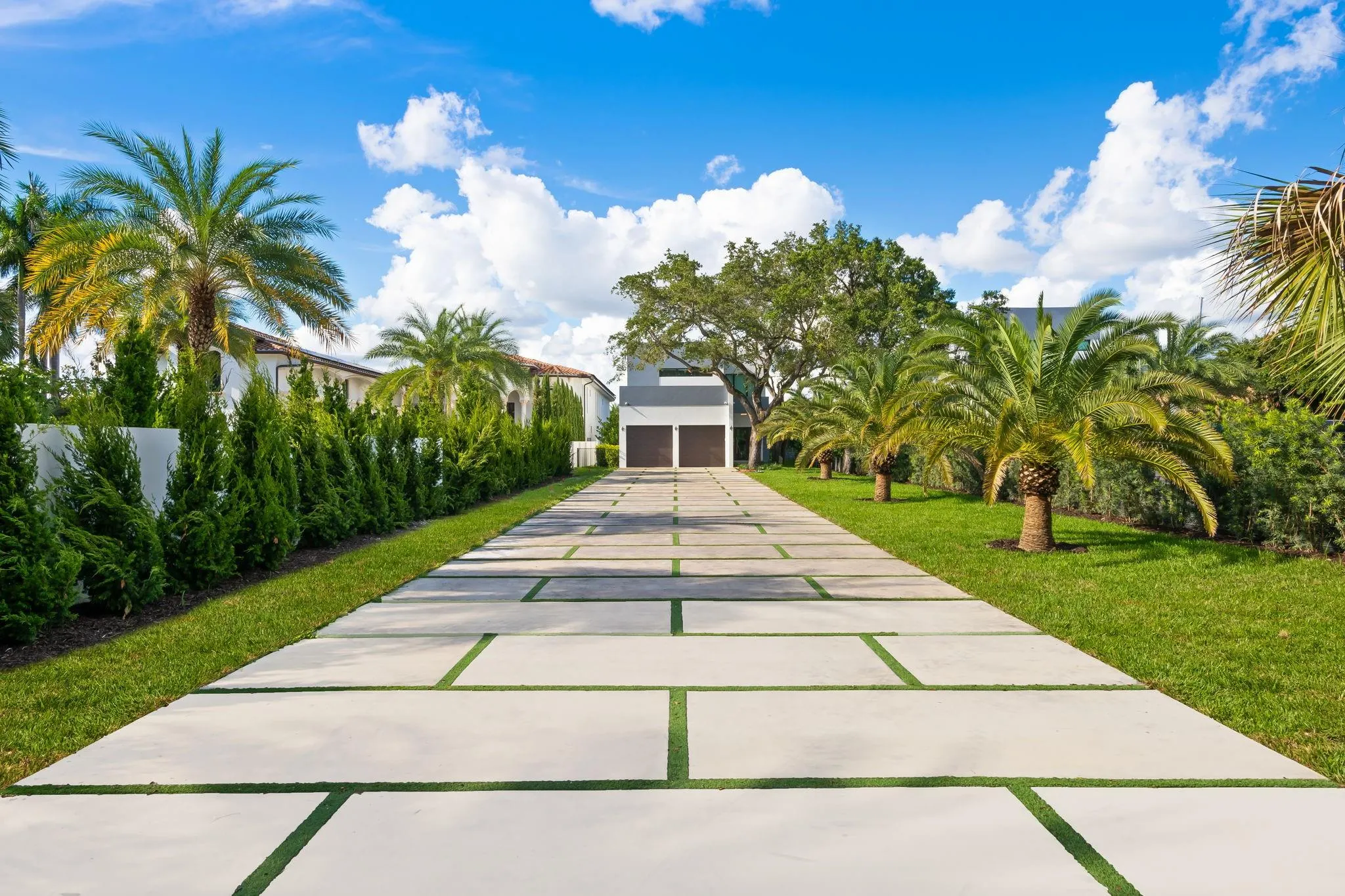 1407 SW 5th Ct