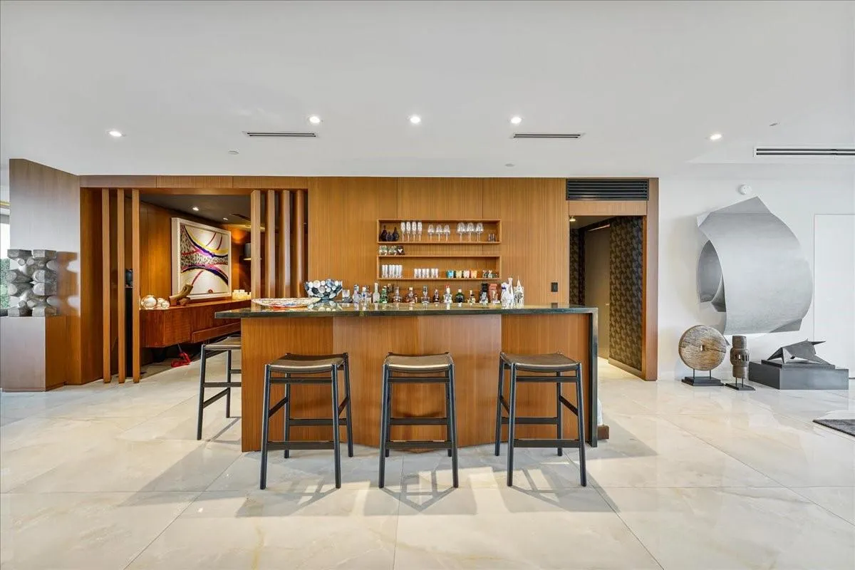 1180 N Federal Hwy, #1606