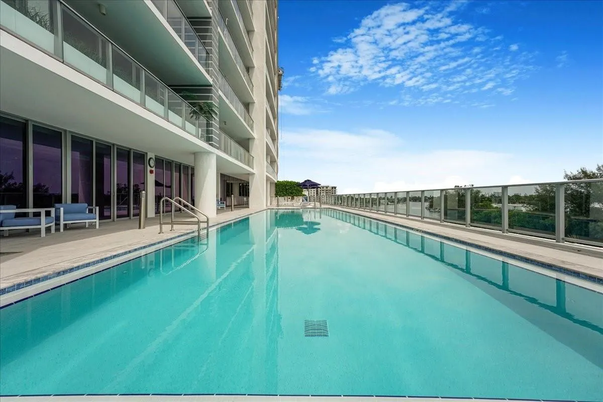 1180 N Federal Hwy, #1606