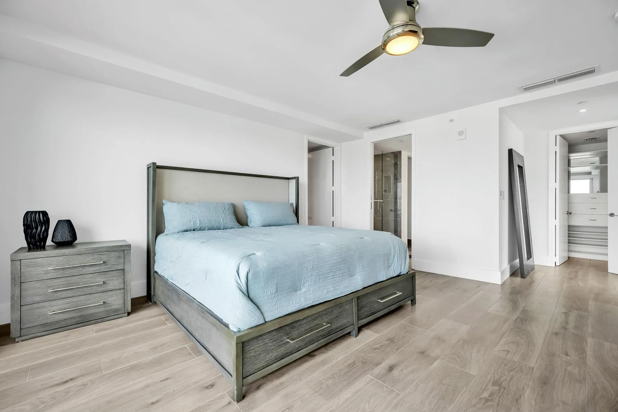 612 Bayshore Dr, #802