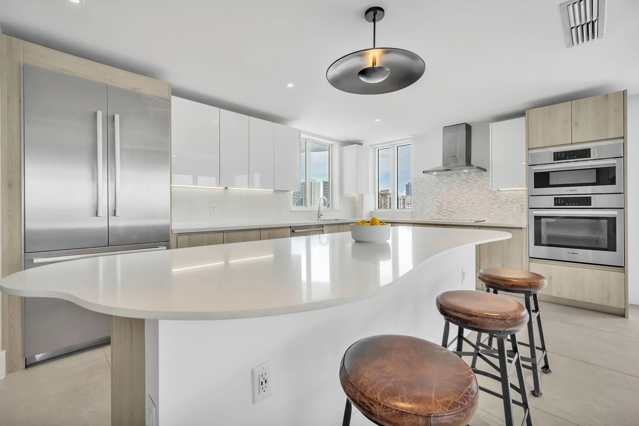 612 Bayshore Dr, #802