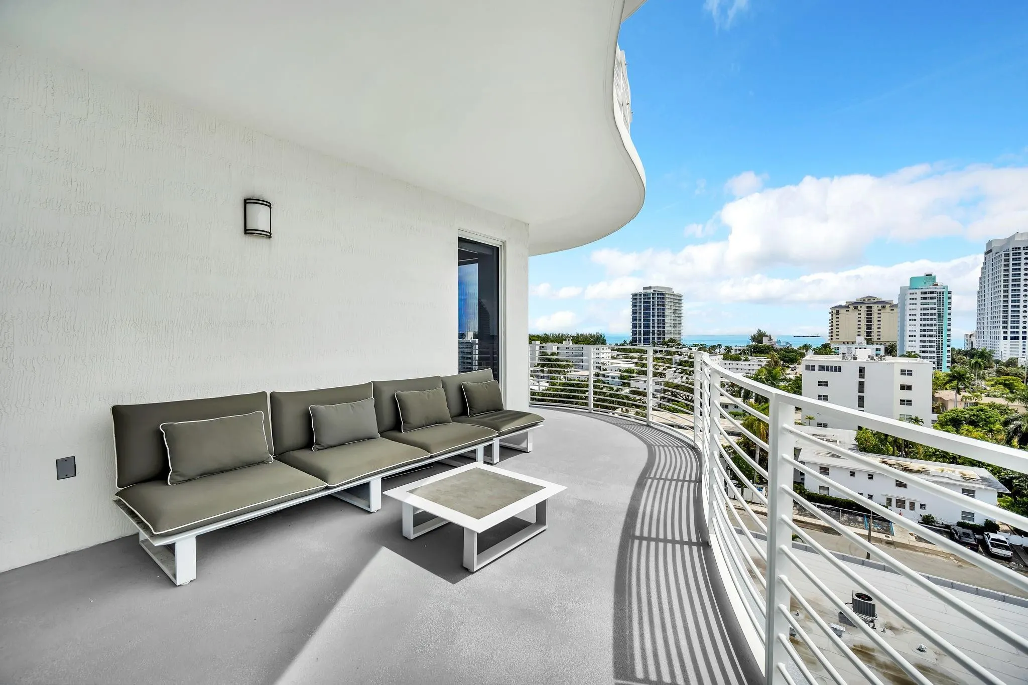 612 Bayshore Dr, #802