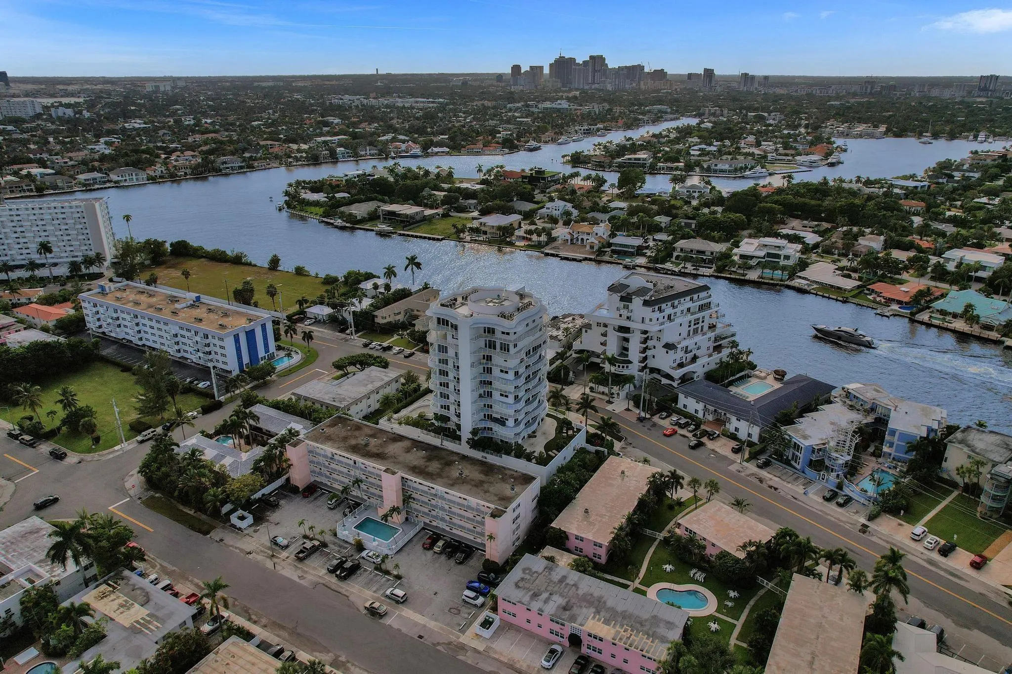 612 Bayshore Dr, #802
