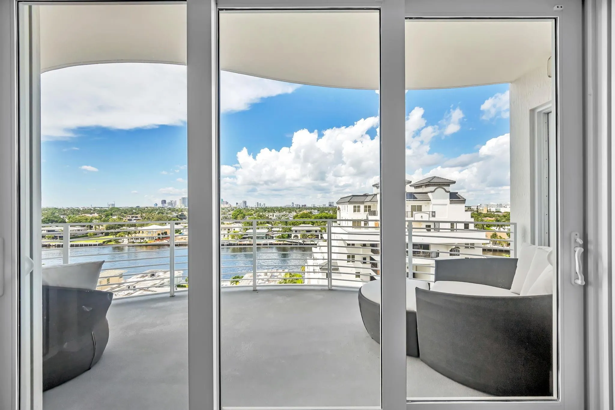 612 Bayshore Dr, #802