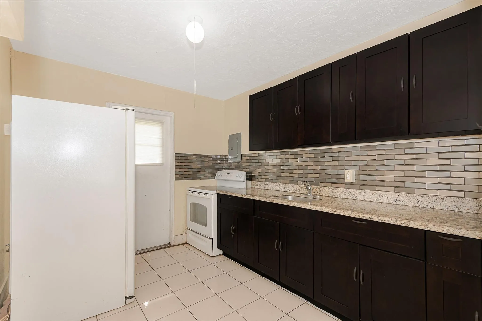 416 NW 19th Ave