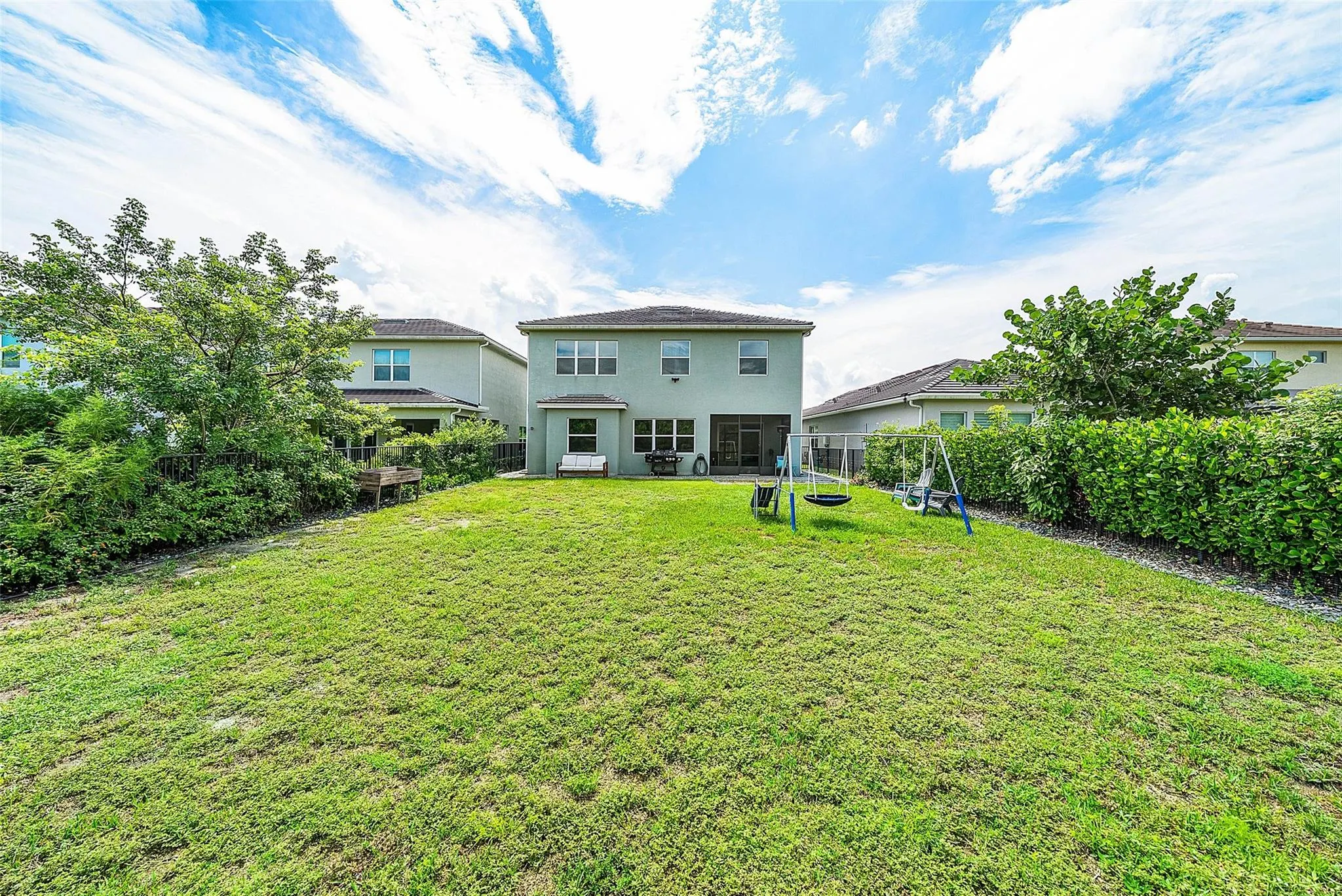15406 Goldfinch Cir