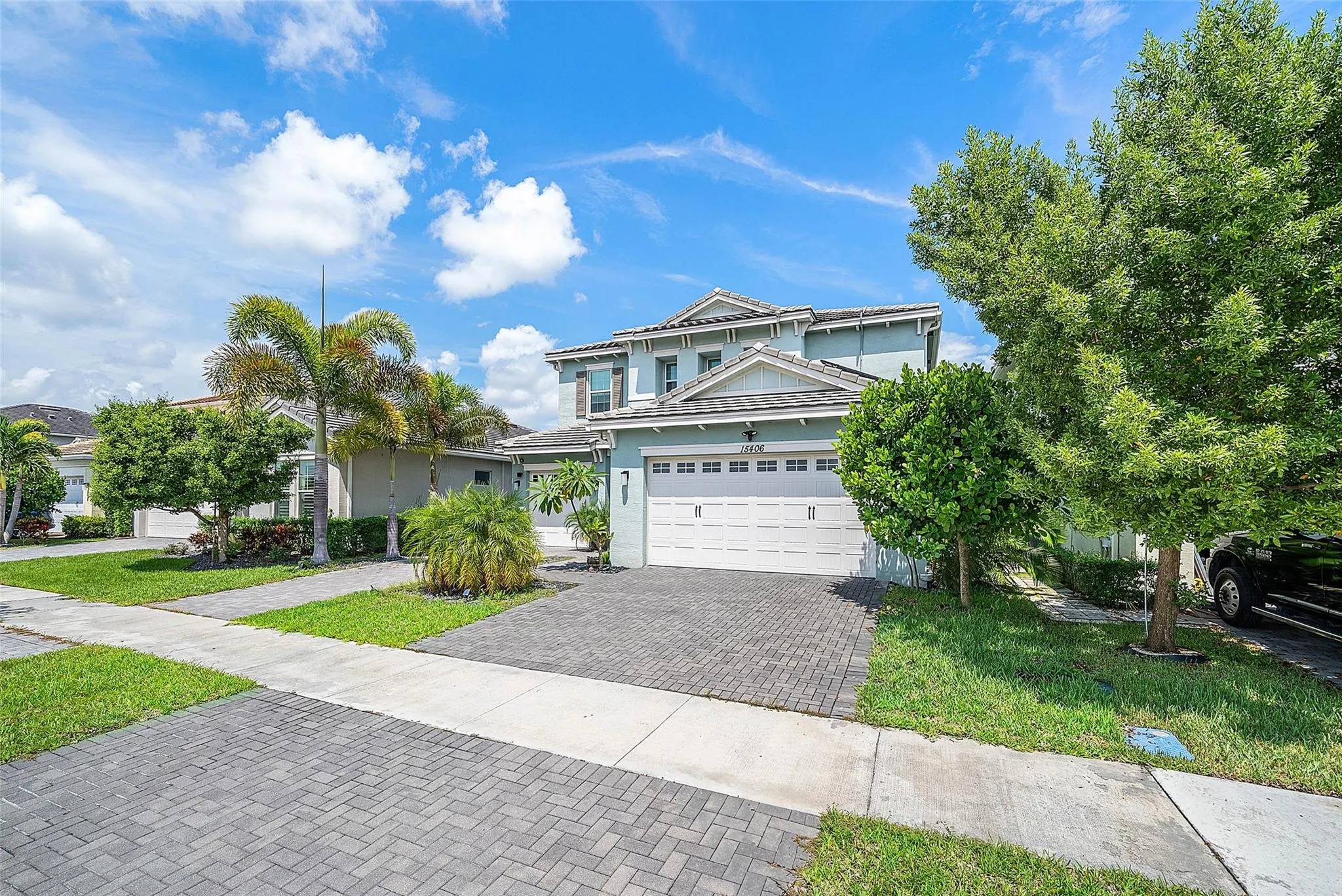 15406 Goldfinch Cir