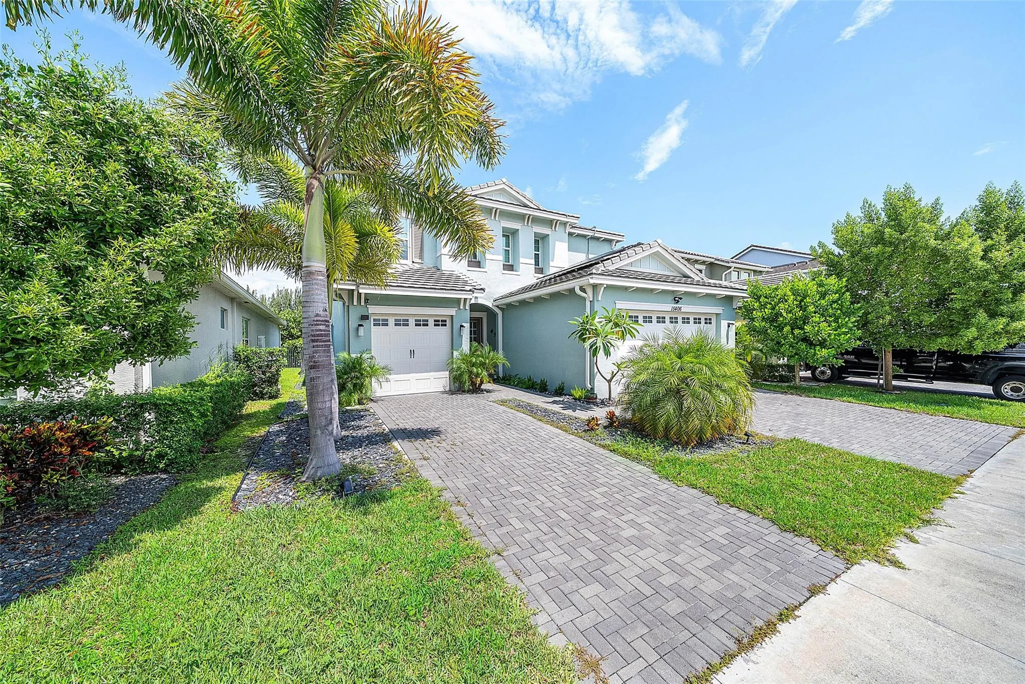 15406 Goldfinch Cir
