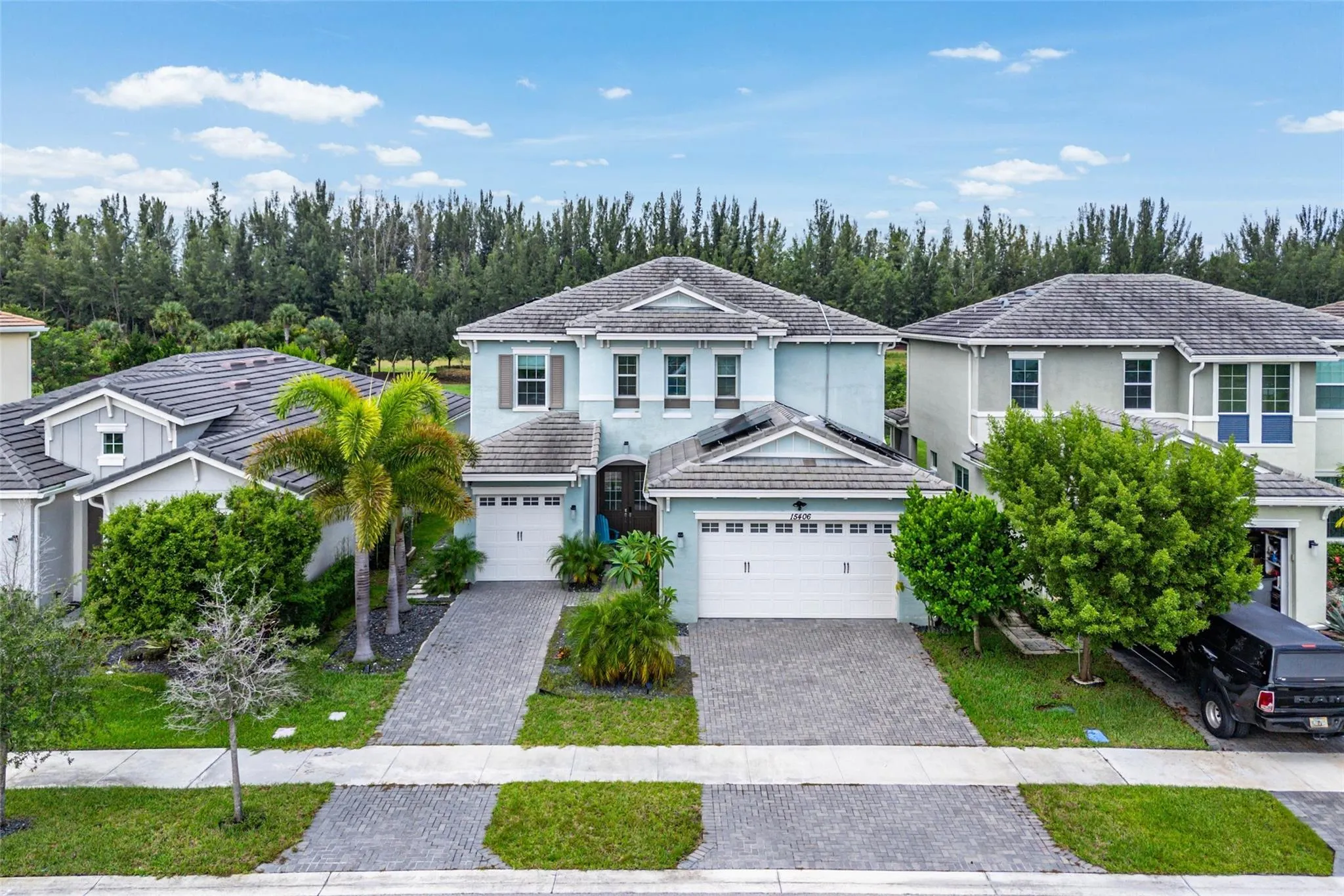 15406 Goldfinch Cir