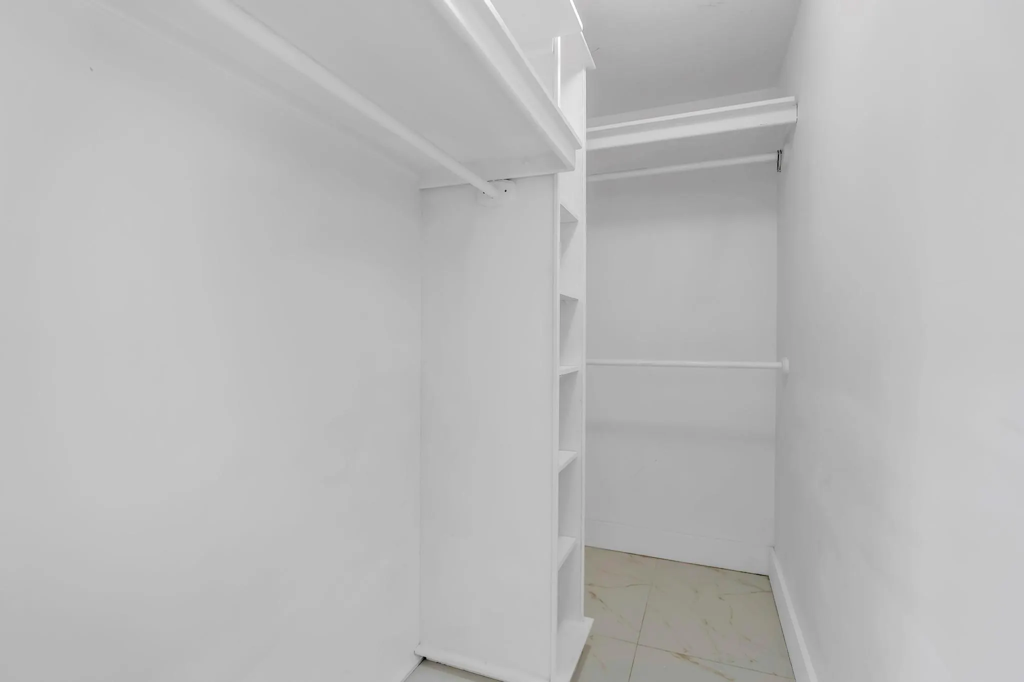 4805 NW 7th St, #105-15