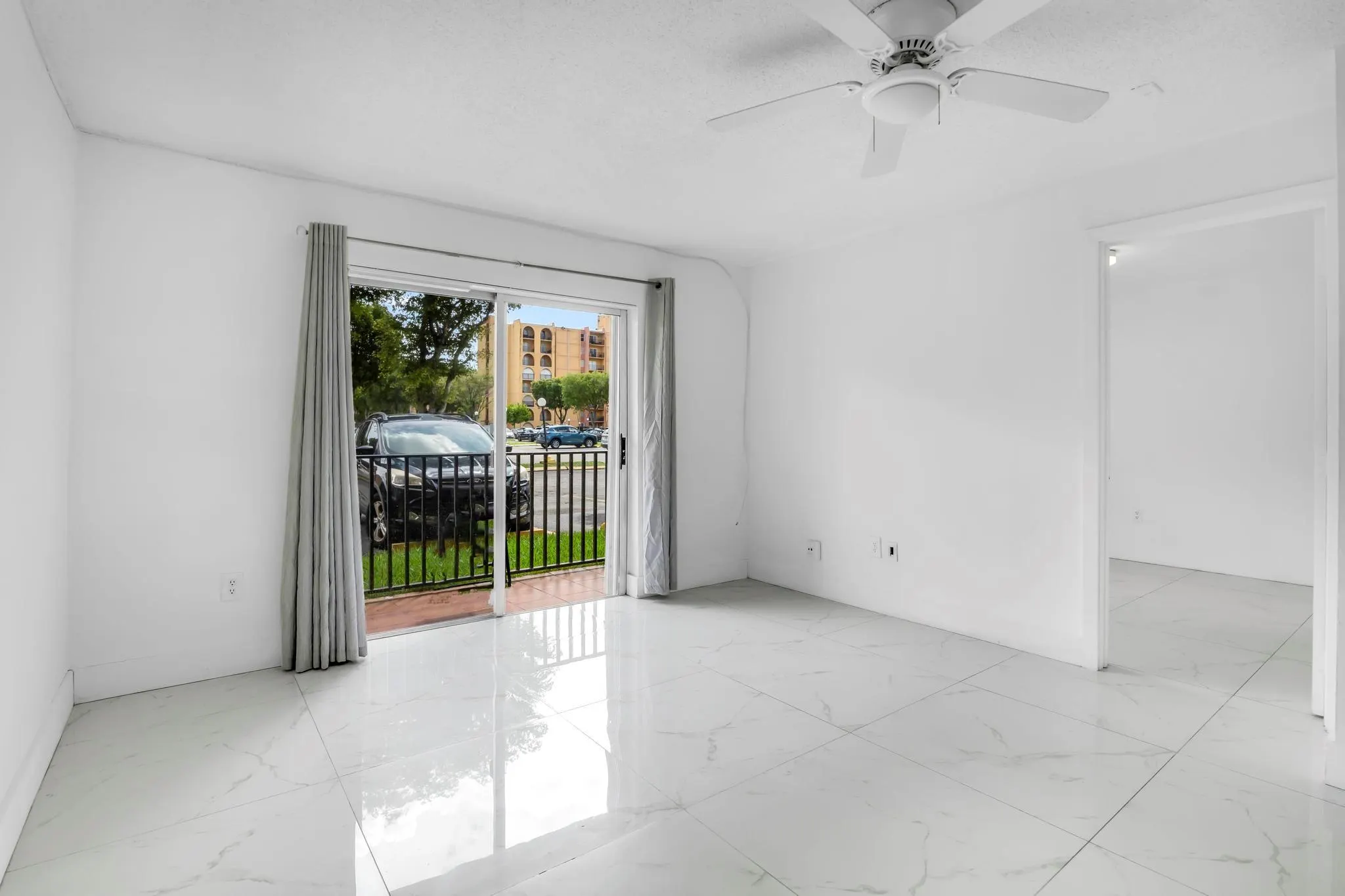4805 NW 7th St, #105-15