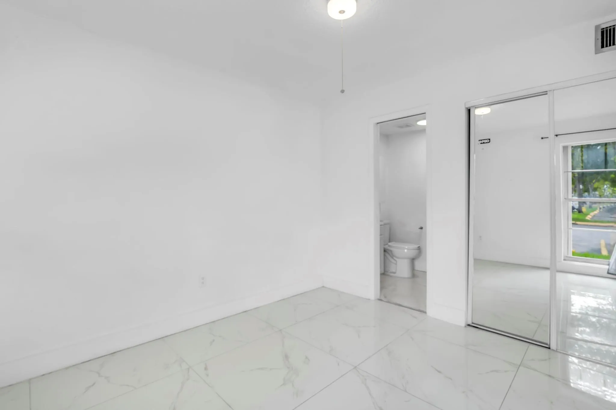 4805 NW 7th St, #105-15