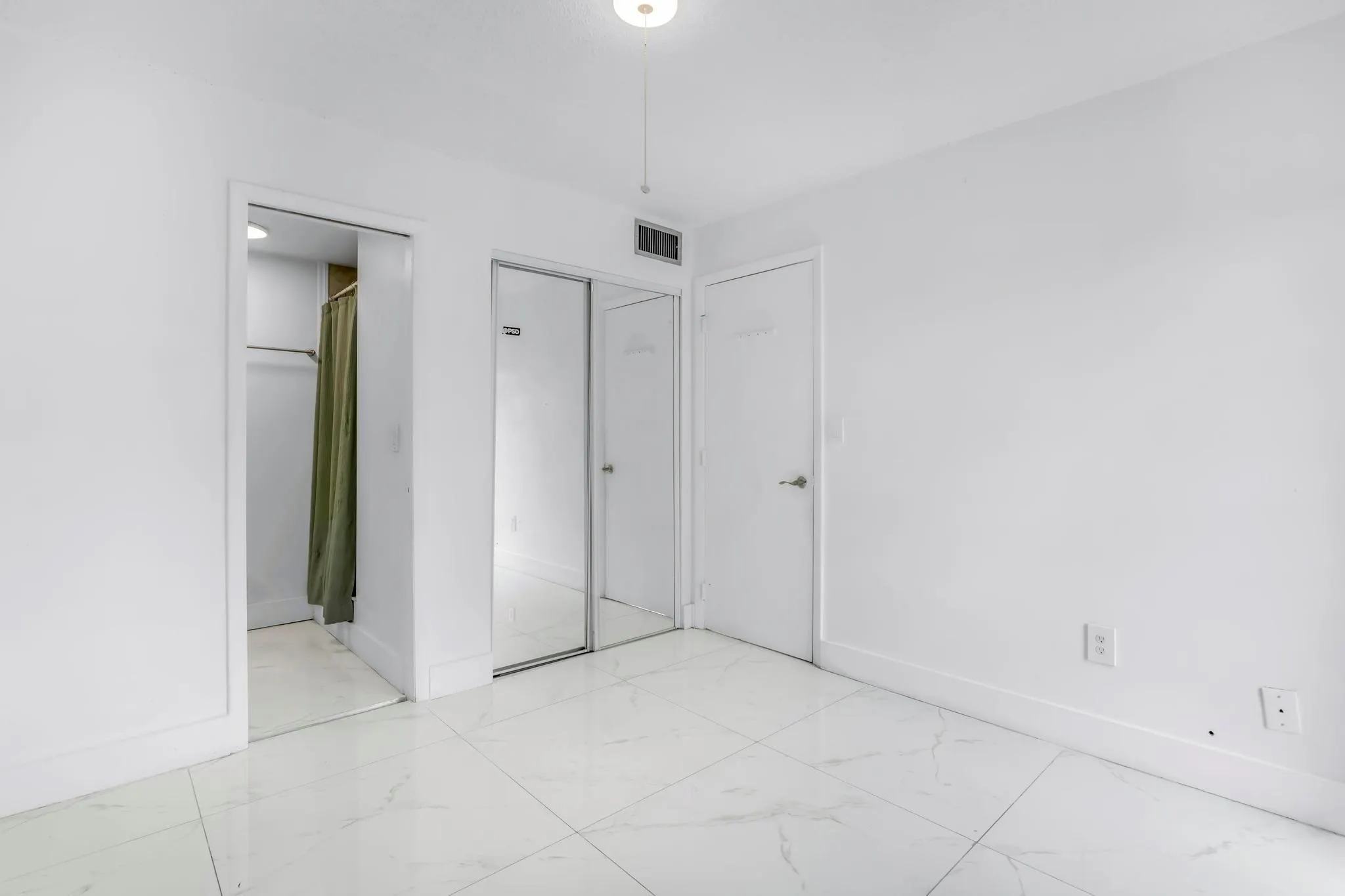4805 NW 7th St, #105-15