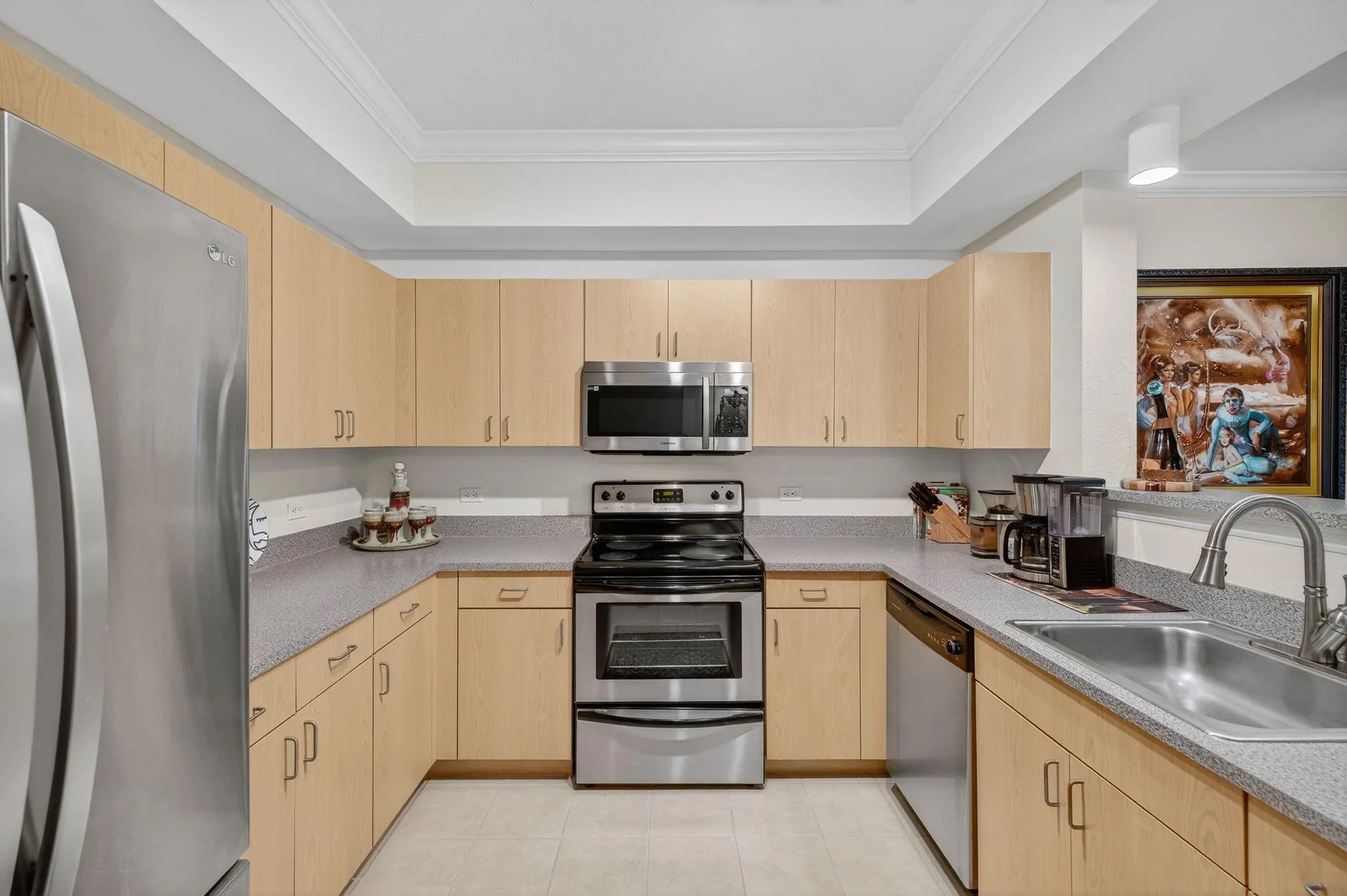 533 NE 3rd Ave, #531