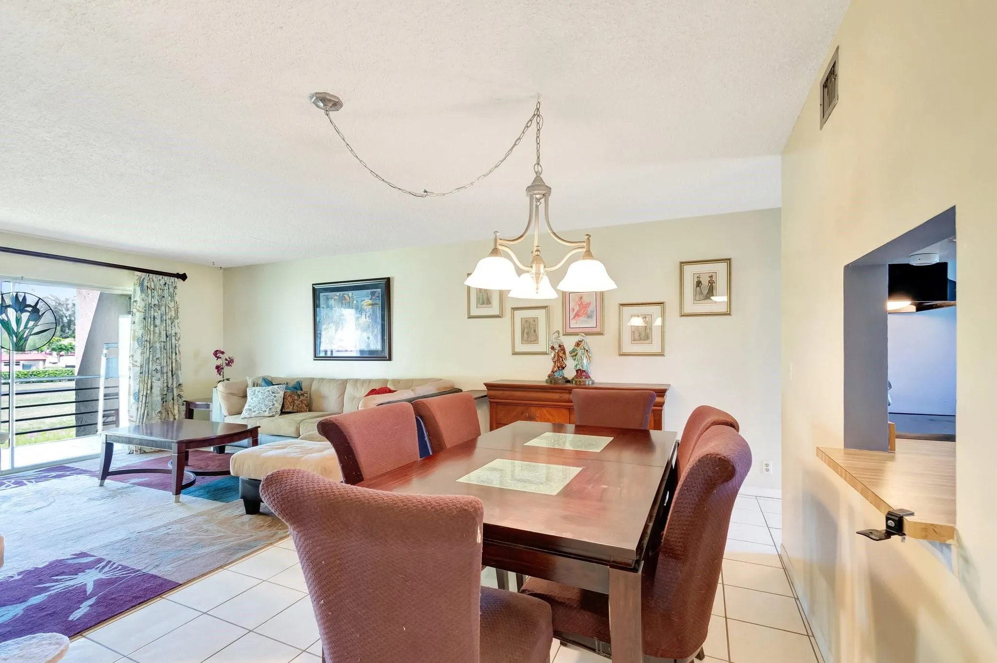 100 Lake Meryl Dr, #201