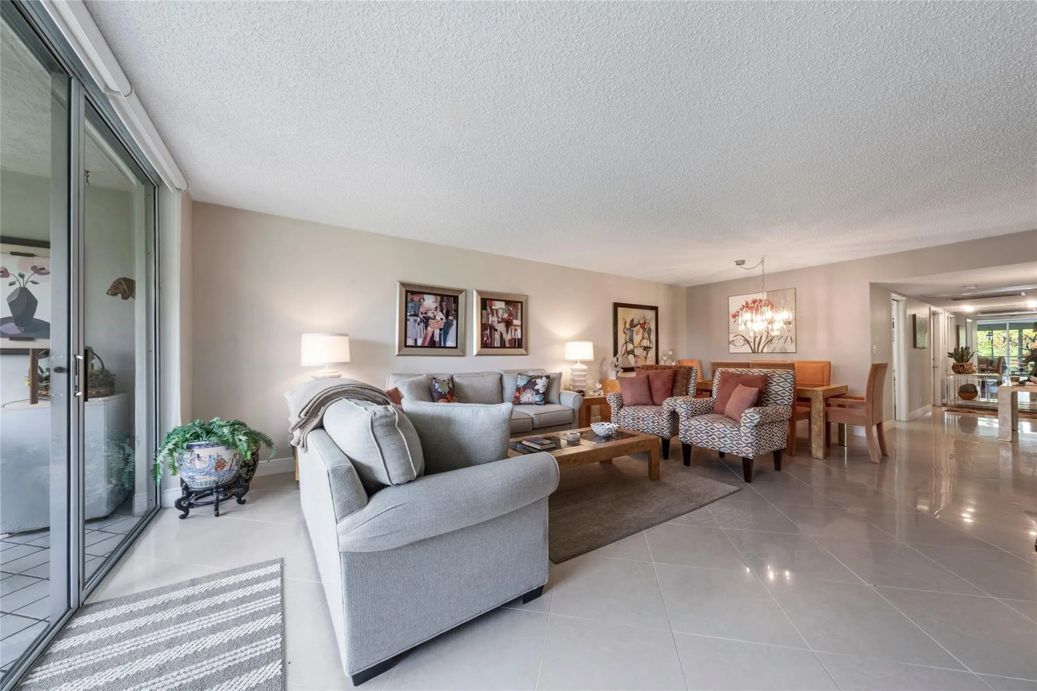3960 Oaks Clubhouse Dr, #312