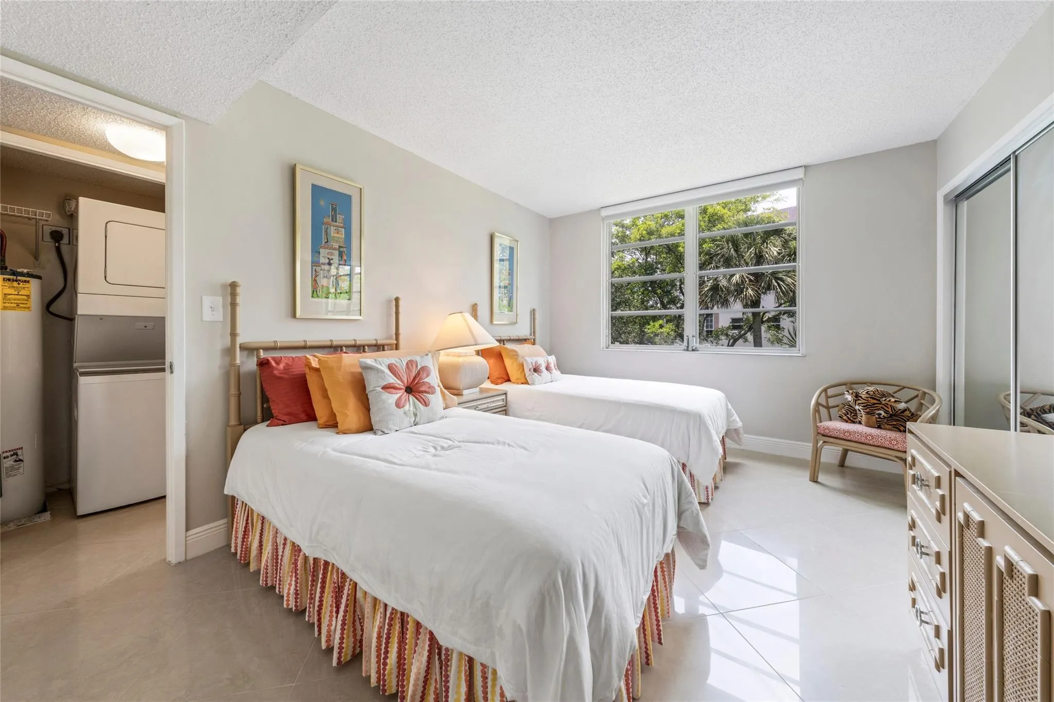 3960 Oaks Clubhouse Dr, #312