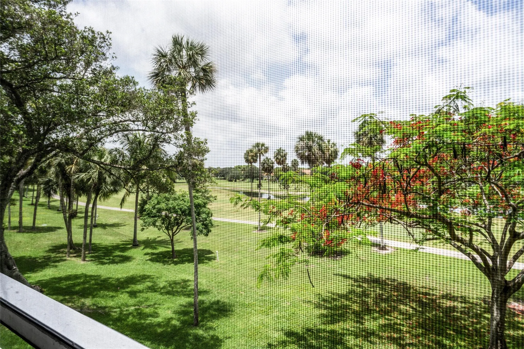 3960 Oaks Clubhouse Dr, #312
