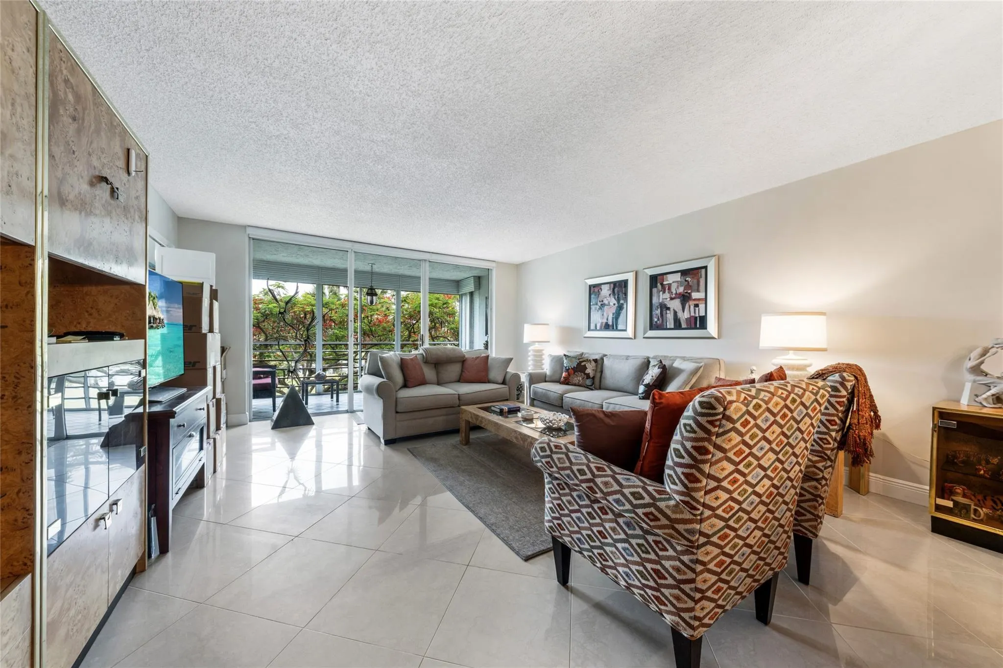 3960 Oaks Clubhouse Dr, #312