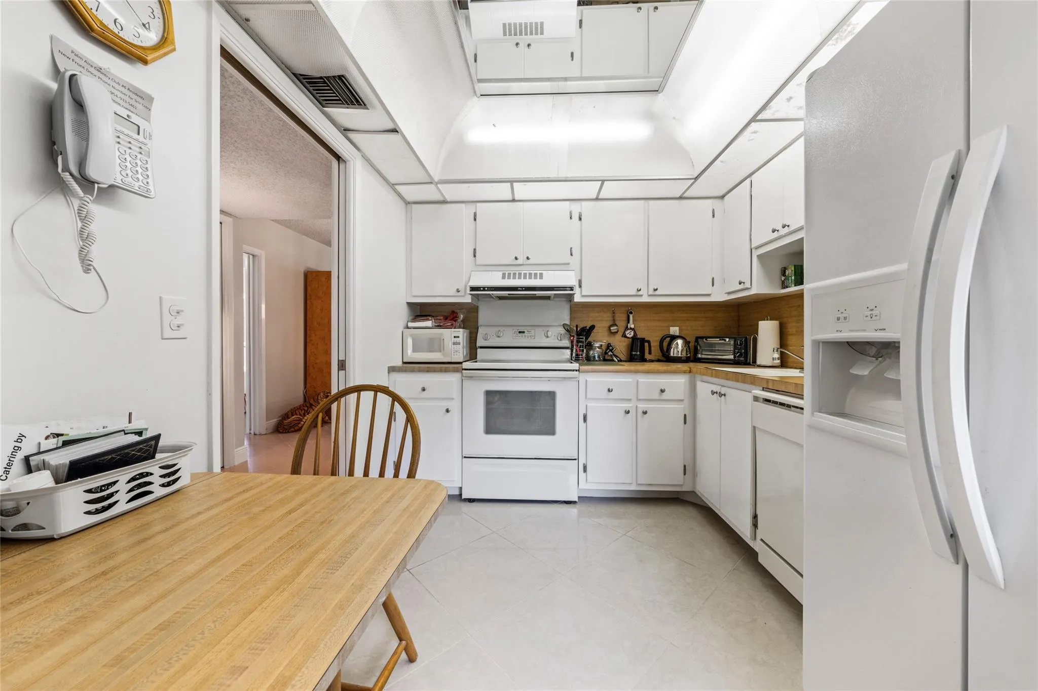 3960 Oaks Clubhouse Dr, #312