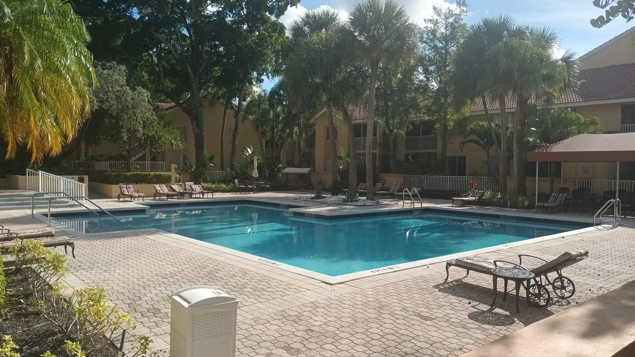 922 Coral Club Dr, #922