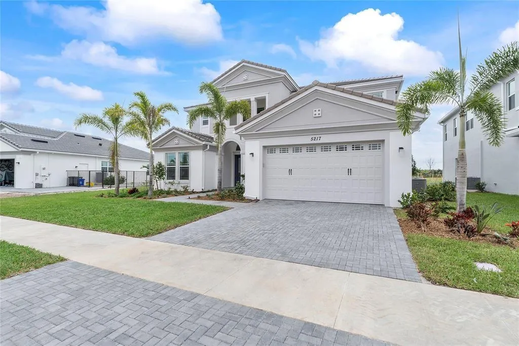 5217 Liberty Ln