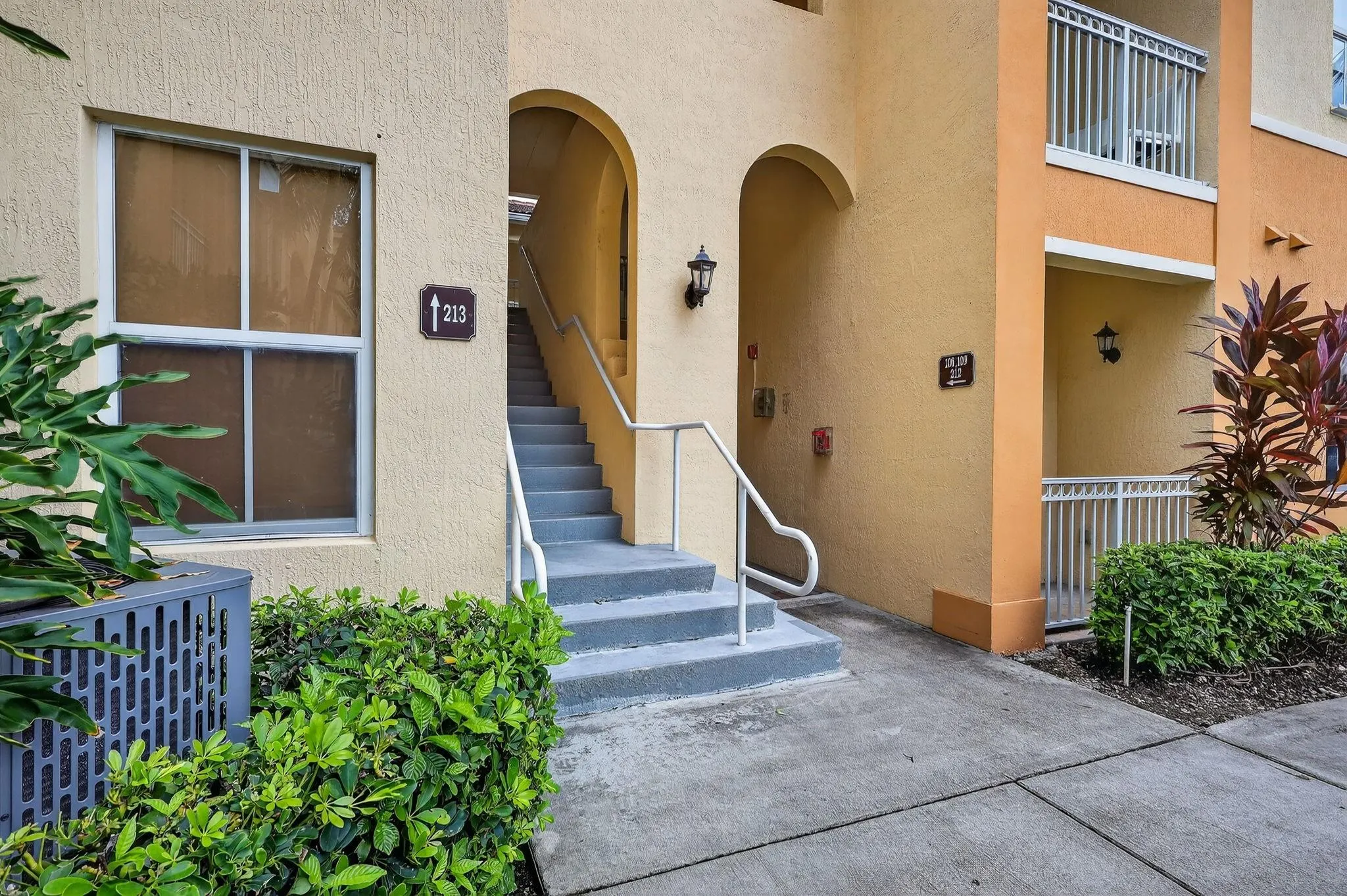10012 NW 7th Street, #213