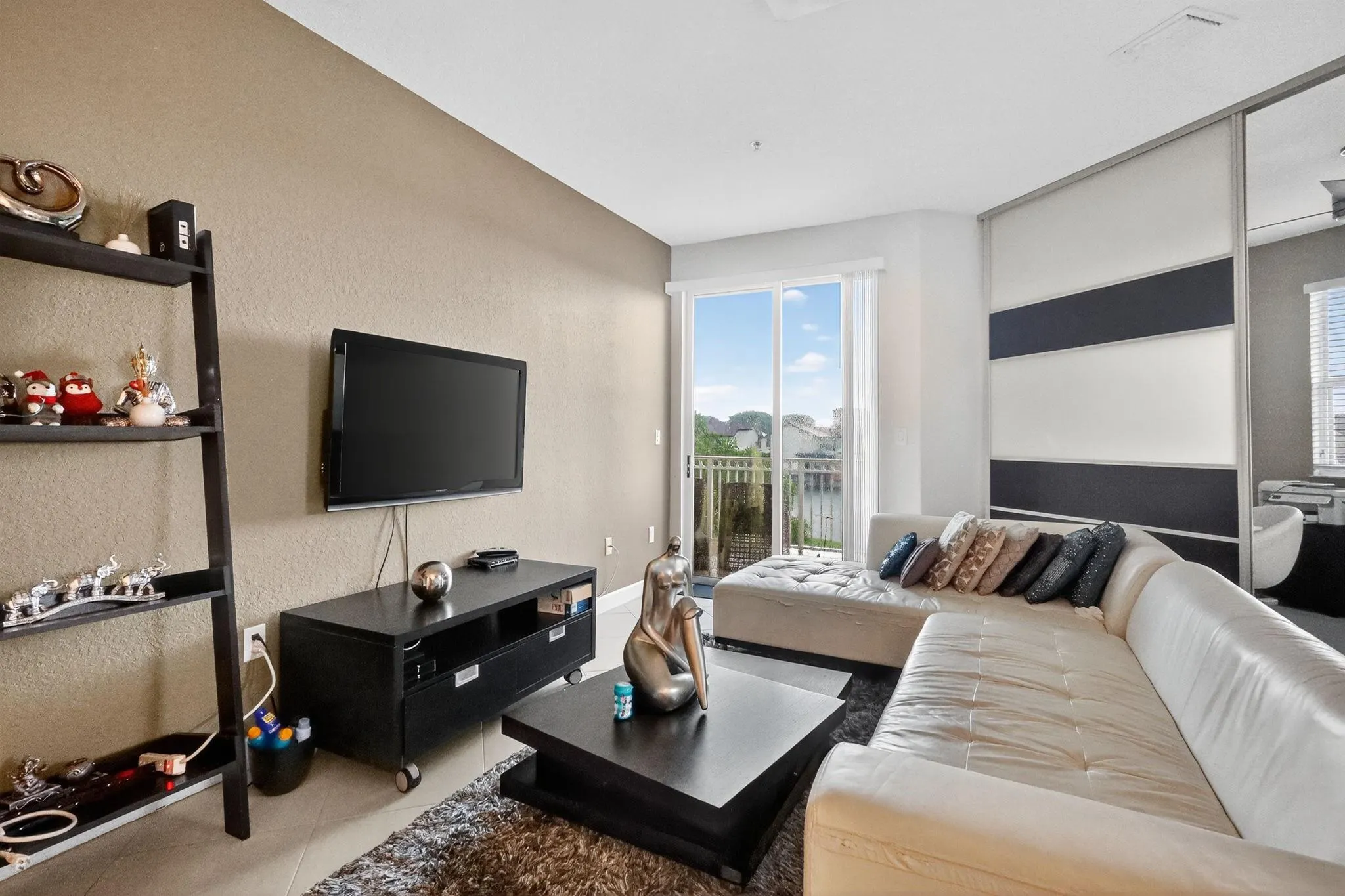 10012 NW 7th Street, #213
