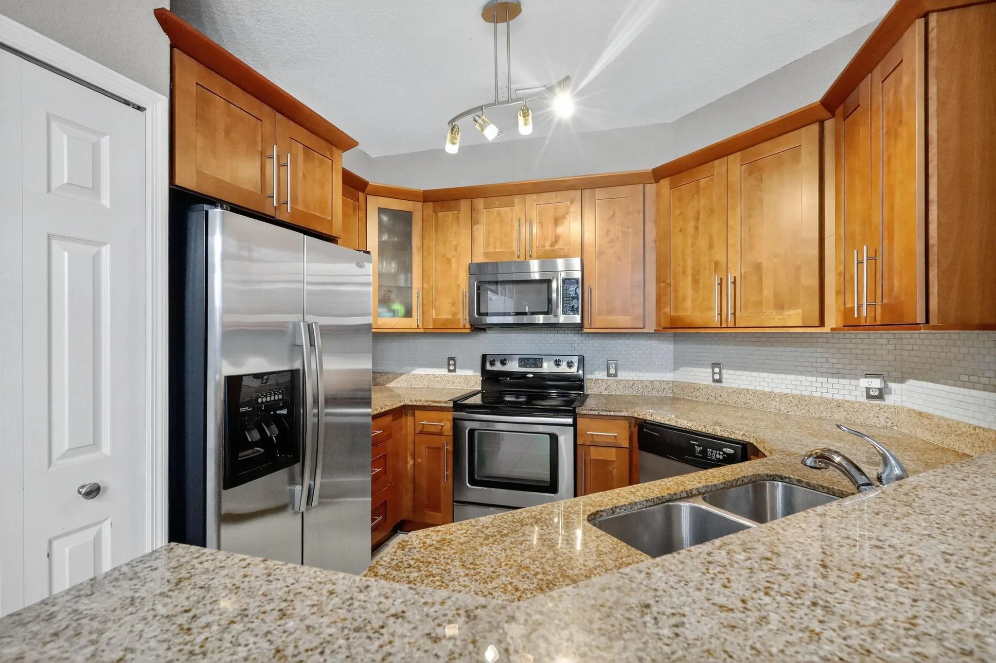 10012 NW 7th Street, #213