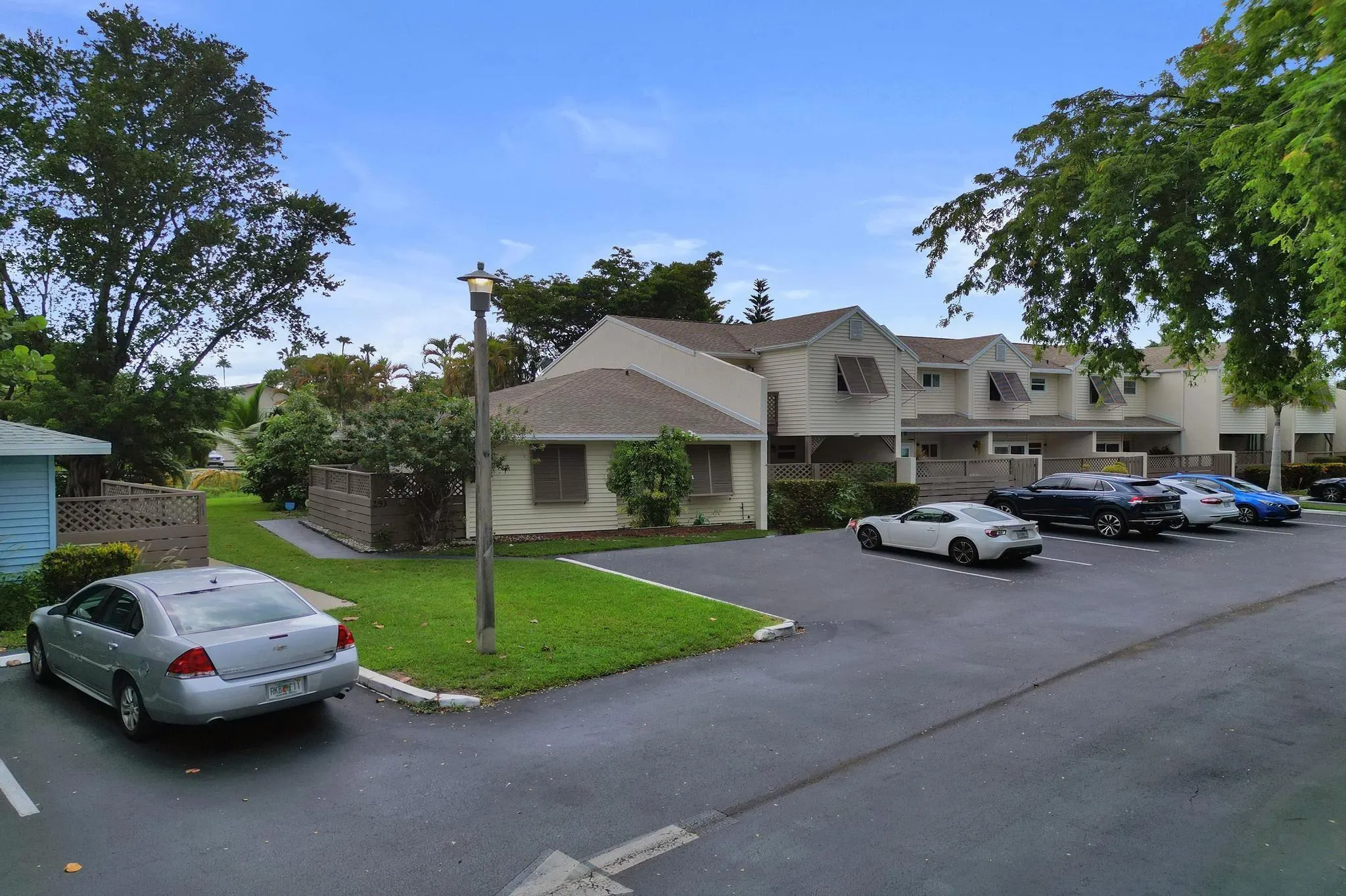 251 W Hemingway Cir, #251