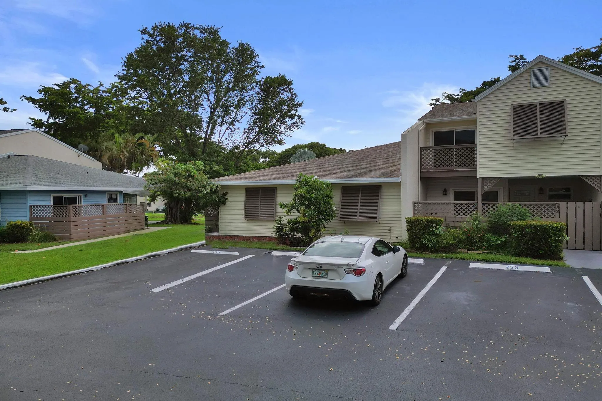 251 W Hemingway Cir, #251