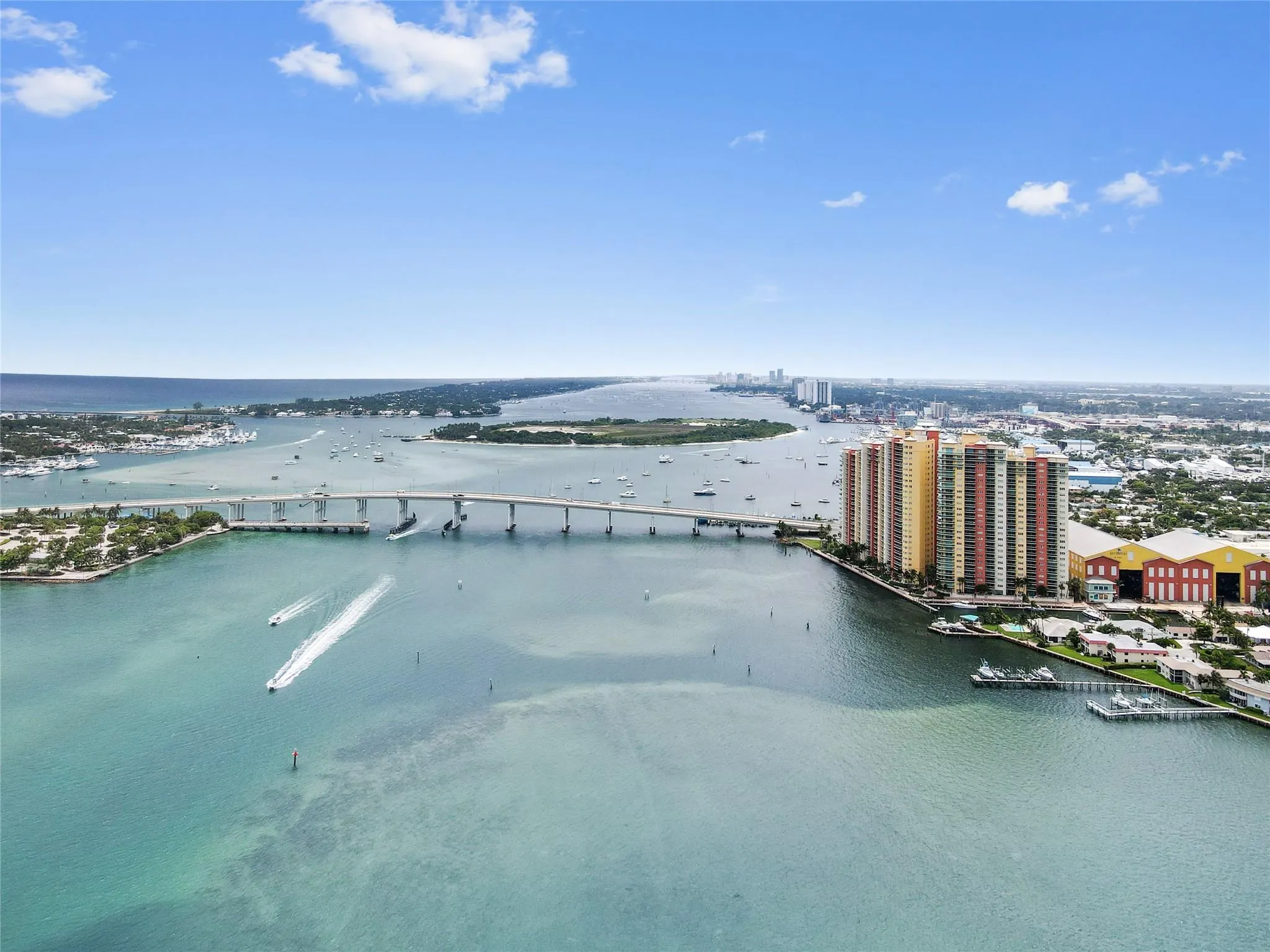 2650 Lake Shore Dr, #1704