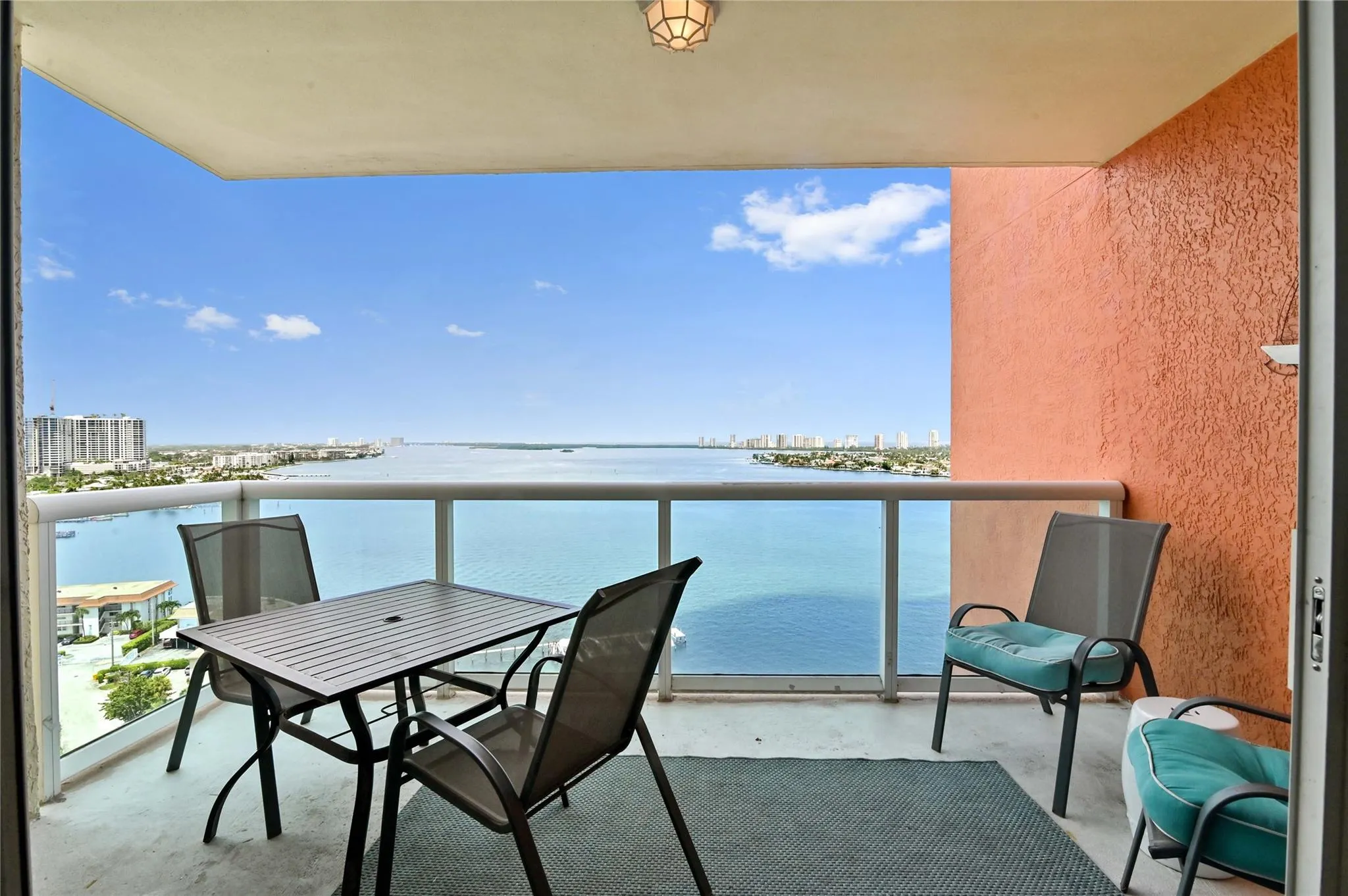 2650 Lake Shore Dr, #1704