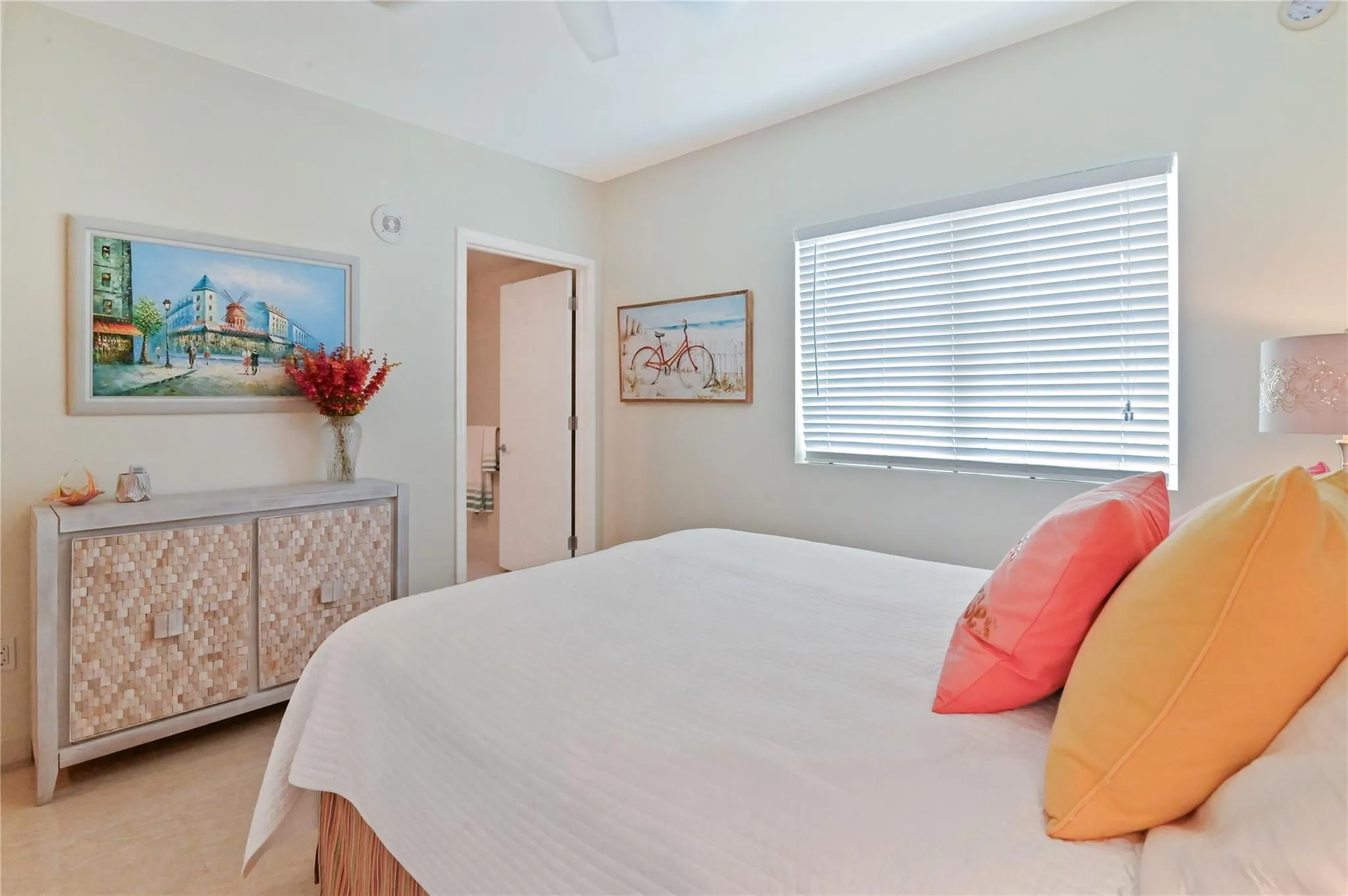 2650 Lake Shore Dr, #1704